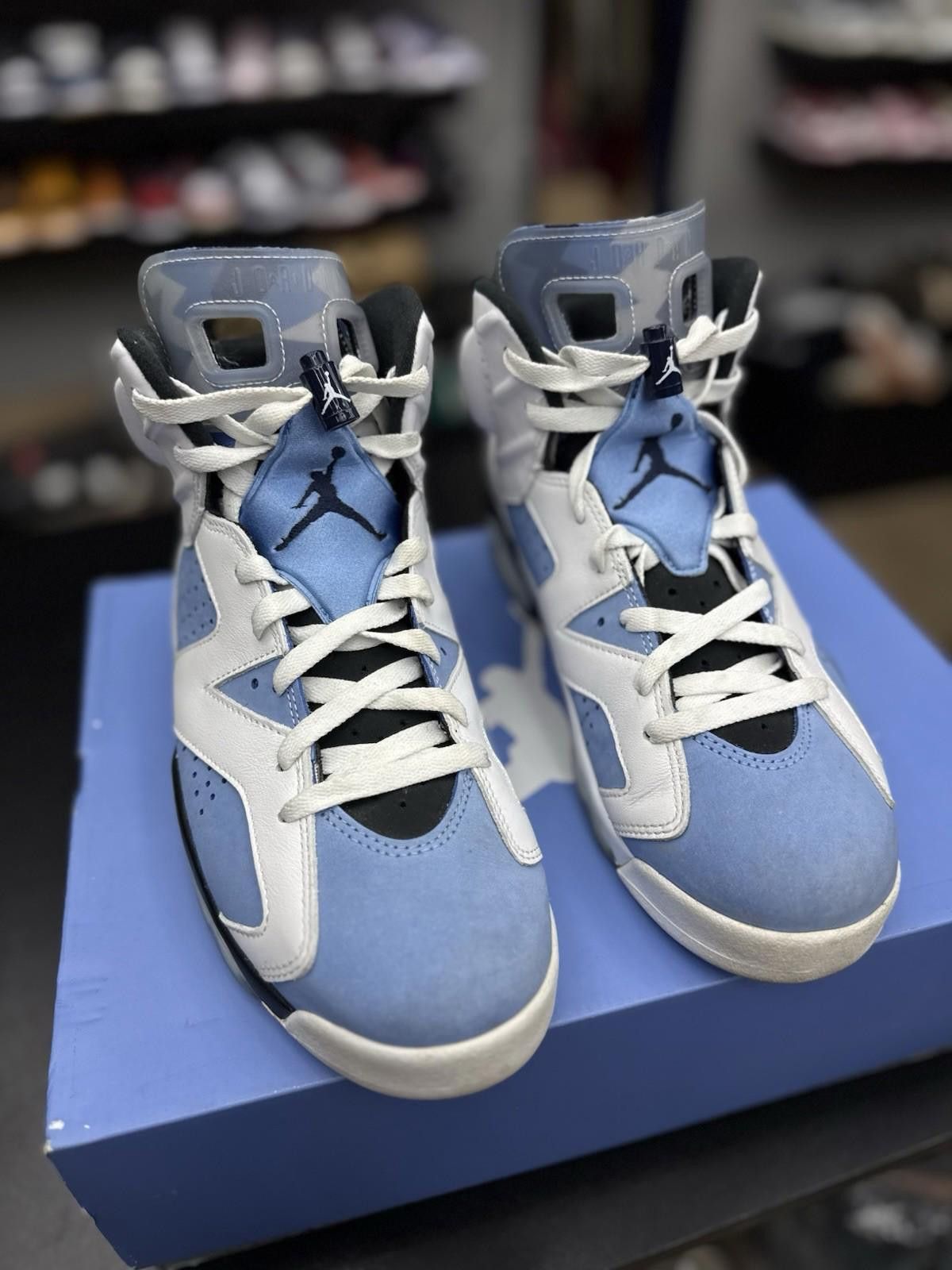 Jordan Brand Jordan 6 Retro Mid UNC - University Blue - Men's Size 11 Size US 11 / EU 44 - 5 Thumbnail