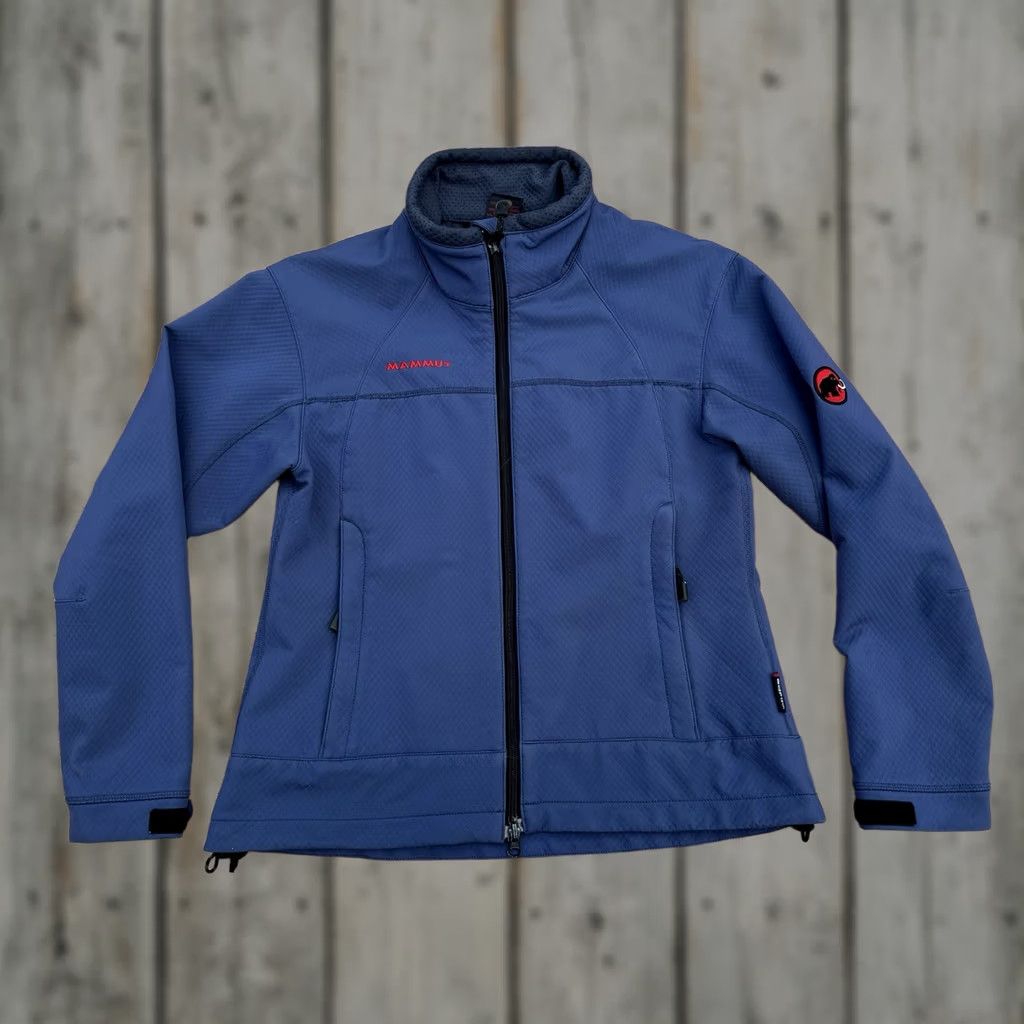 Mammut Mammut Softshell Full Zip Jacket Women’s S BLUE / PURPLE, Regular, All Seasons, Windproof, Zipper Pockets, Casual, Outdoor Size S / US 4 / IT 40 - 1 Thumbnail