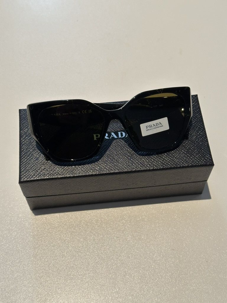 Prada Prada PR 19ZS Sunglasses Size ONE SIZE - 1 Thumbnail