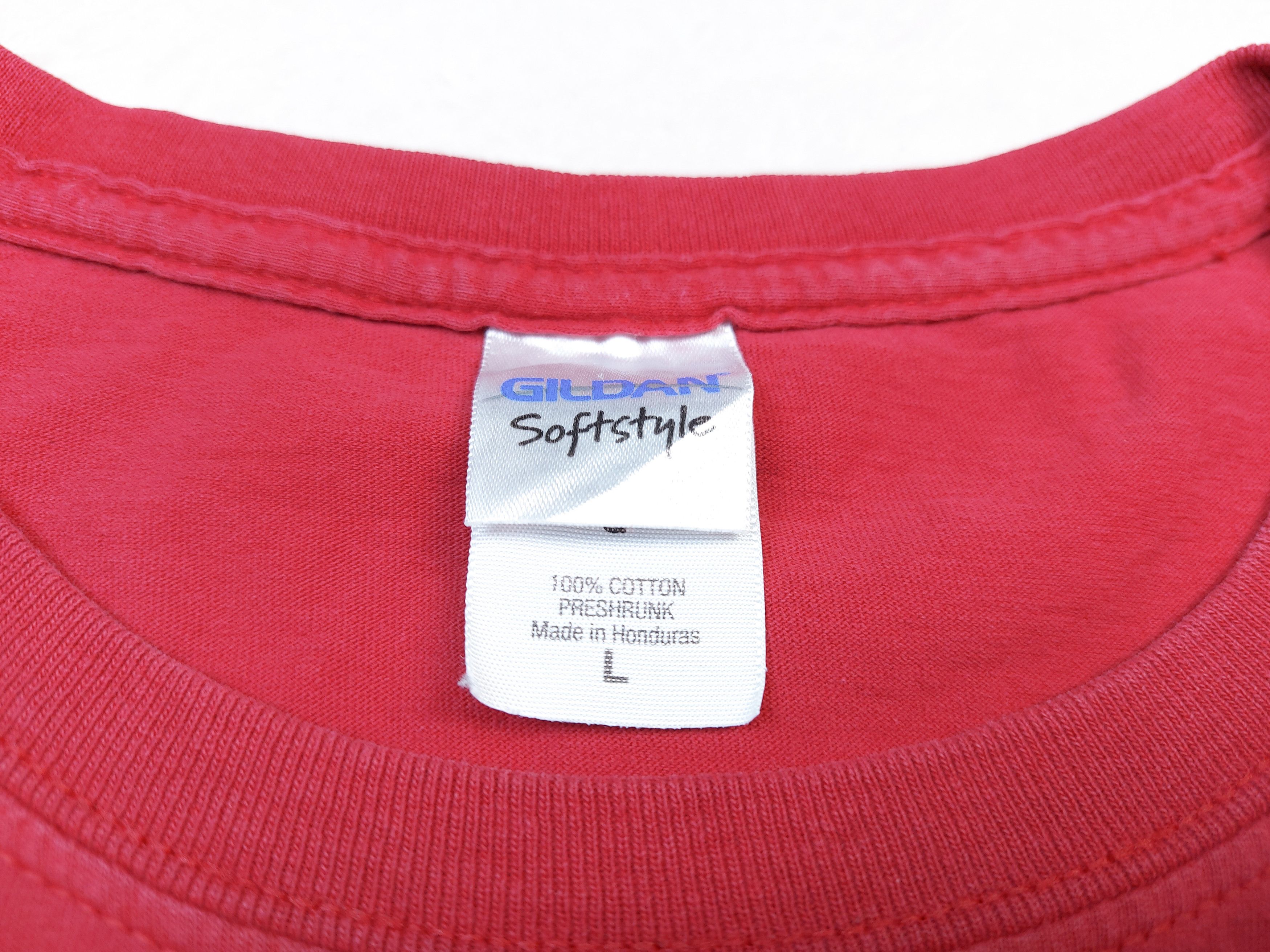 Band Tees Vintage Taylor Swift Red Tour 2013 Double-Sided TEE Size US L / EU 52-54 / 3 - 12 Thumbnail
