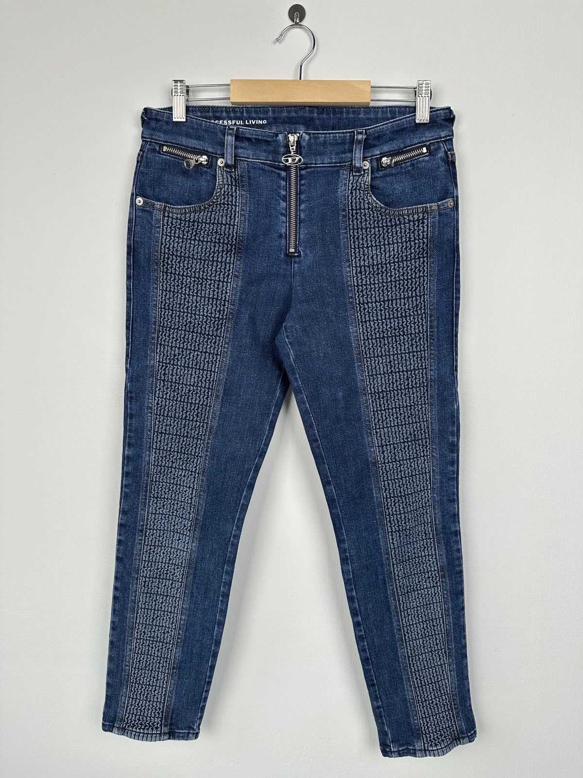 Diesel DIESEL D-Vision 09d22 Skinny Jeans Women’s Denim Pants W 27 Size 27" / US 4 / IT 40 - 1 Thumbnail