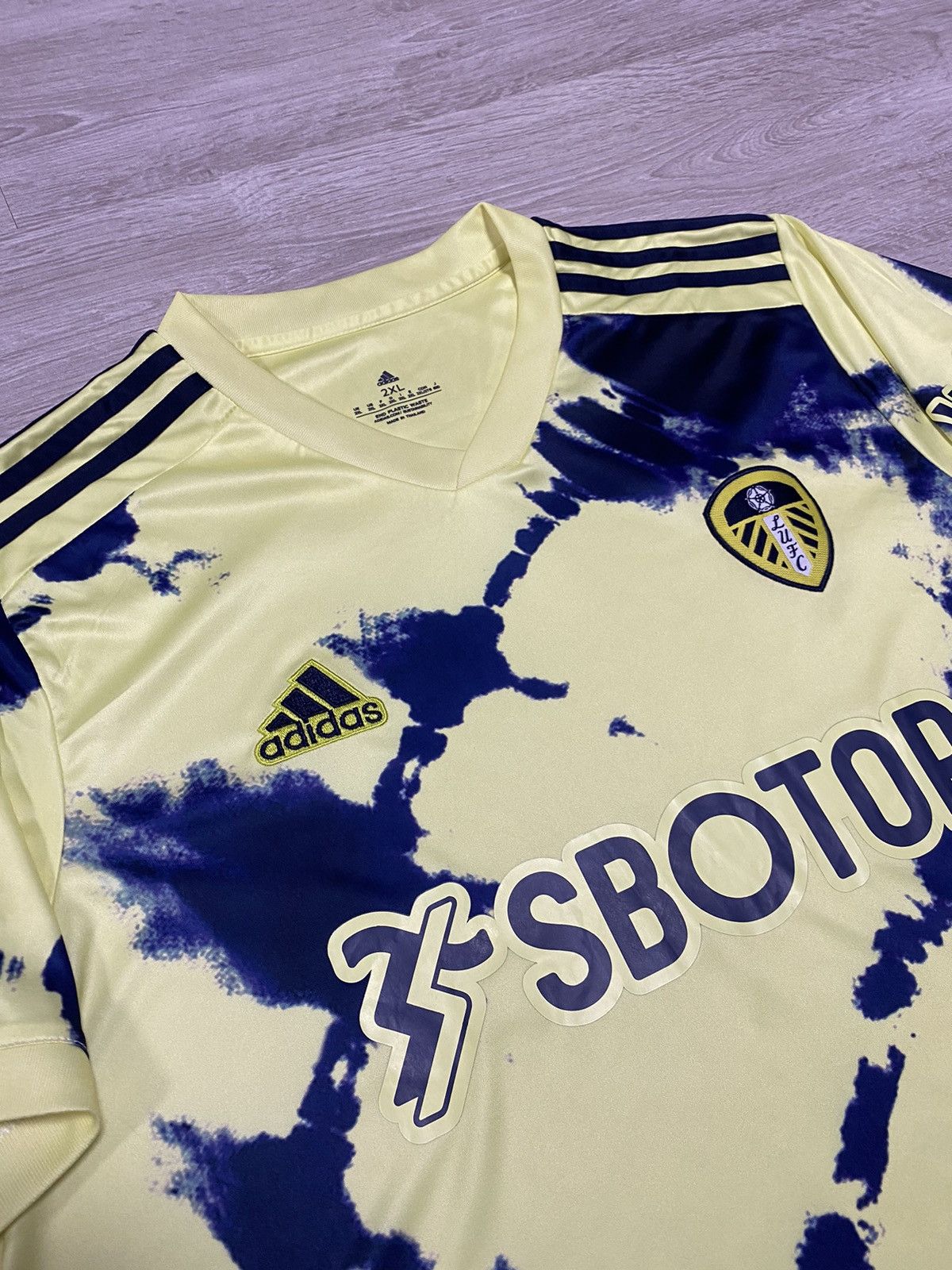 Adidas Adidas Leeds United Jersey 2022/23 away home shirt size XL Size US XL / EU 56 / 4 - 2 Thumbnail