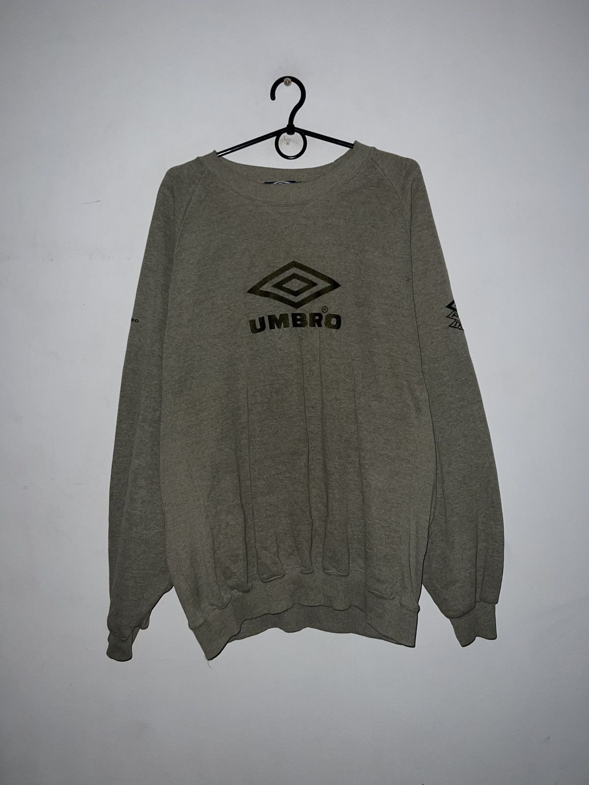 Umbro Mens Vintage Umbro Sweatshirt big logo y2k Size US XL / EU 56 / 4 - 1 Thumbnail