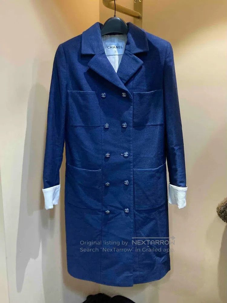 Chanel Chanel 16p blue double-breasted coat embroidered lining co Size XXS / US 00 / IT 34 - 1 Thumbnail