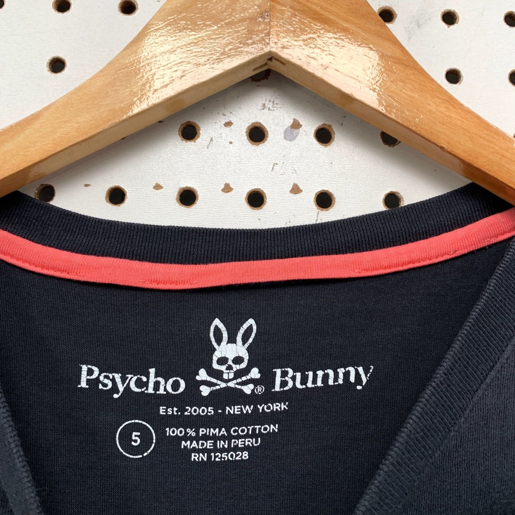 Psycho Bunny Psycho Bunny Shirt Mens 5 Fits Medium Black Skull Bone Spell Out Long Sleeve Shirt Mens Black Psy clo? Size US M / EU 48-50 / 2 - 4 Thumbnail