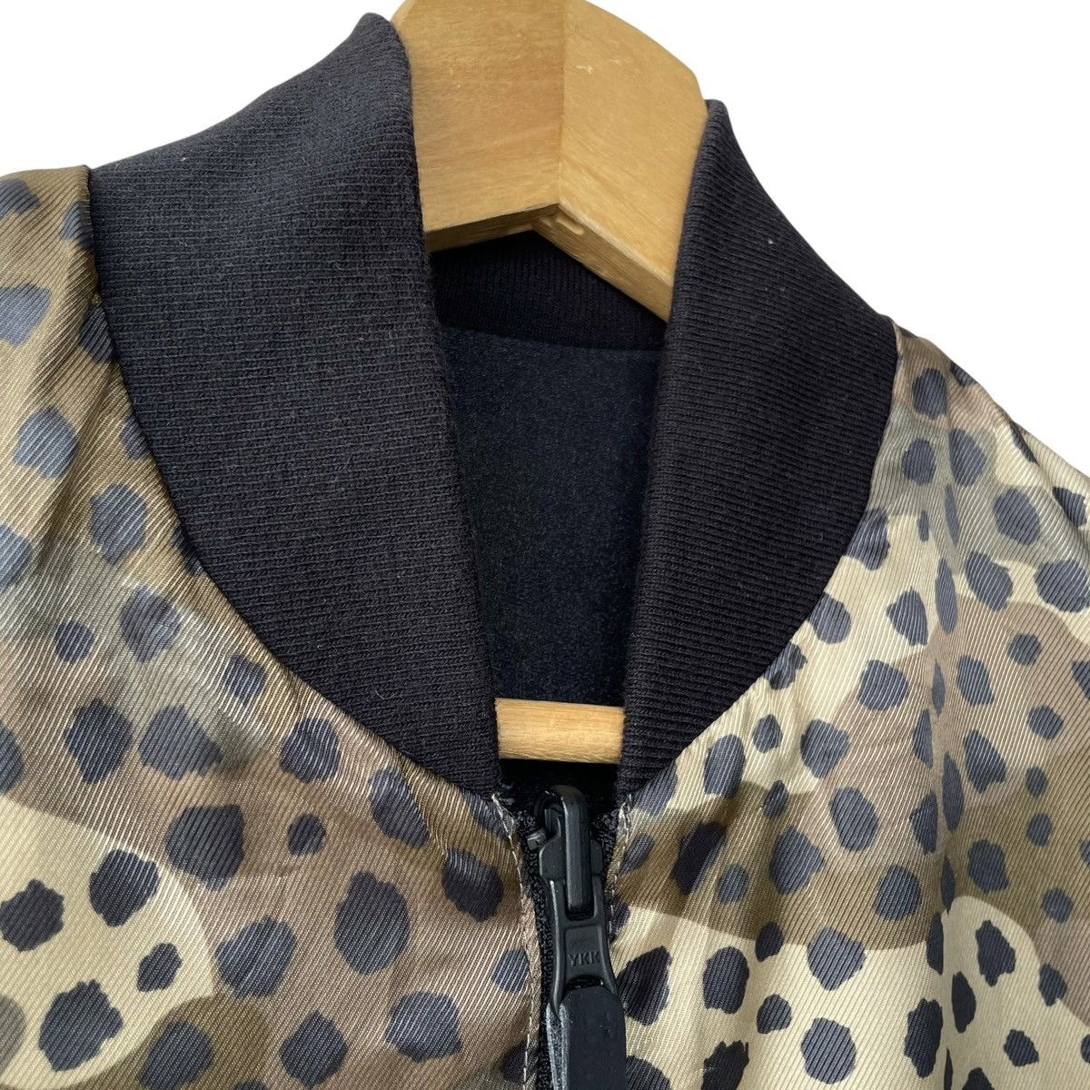 Uniqlo Uniqlo Japan X Carine Roitfeld Designer Reversible Jacket Size M / US 6-8 / IT 42-44 - 6 Thumbnail