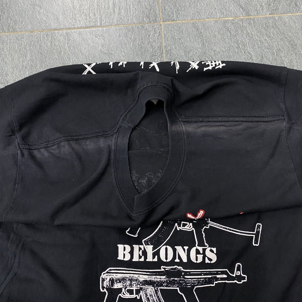 Band Tees Vintage 00s THE CASUALTIES Tomorrow Belongs To Us Tour Tee Size US M / EU 48-50 / 2 - 9 Thumbnail