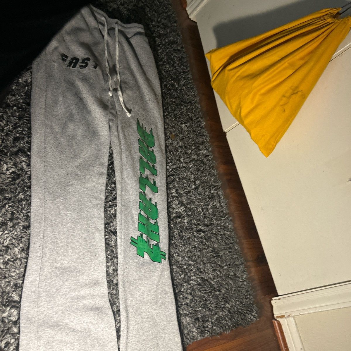 Other Fast Dallahz flared Sweatpants Size US 31 - 2 Thumbnail