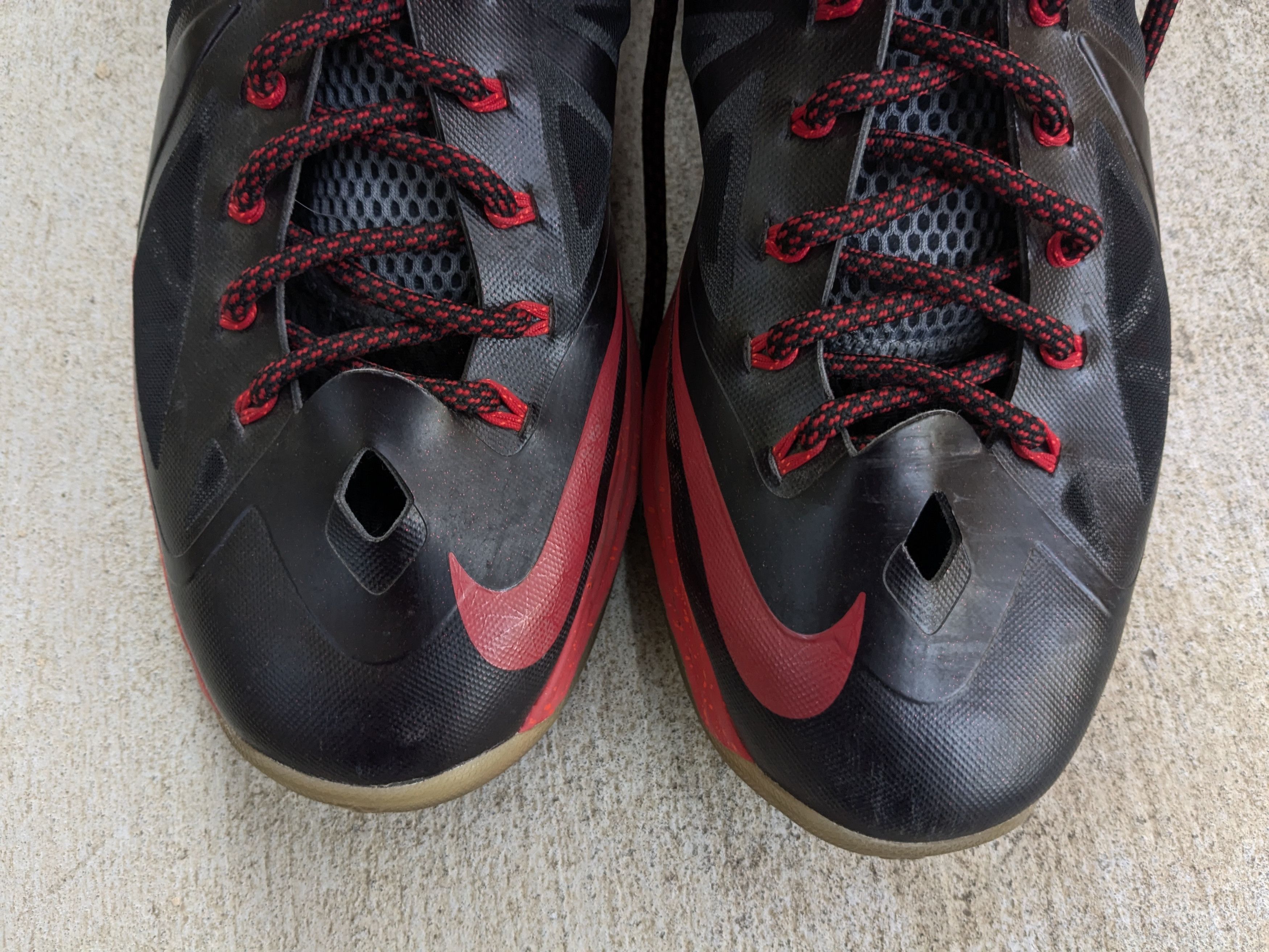 Nike Nike LeBron 10+ Sport Pack Pressure 11 Red Black 542244-001 Size US 11 / EU 44 - 3 Thumbnail