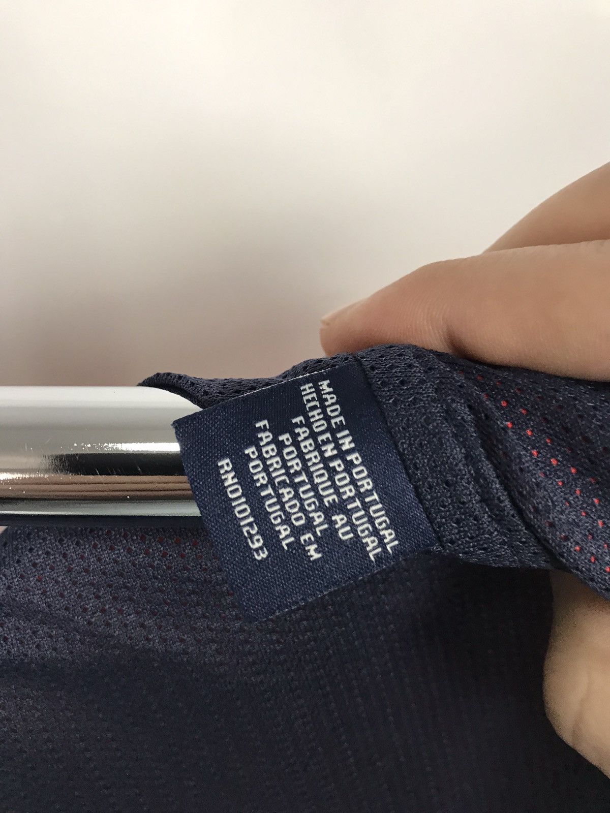 Gant Men’s L/52,Gant Classic Casual Windbreaker Jacket,Bomber Size US L / EU 52-54 / 3 - 10 Thumbnail