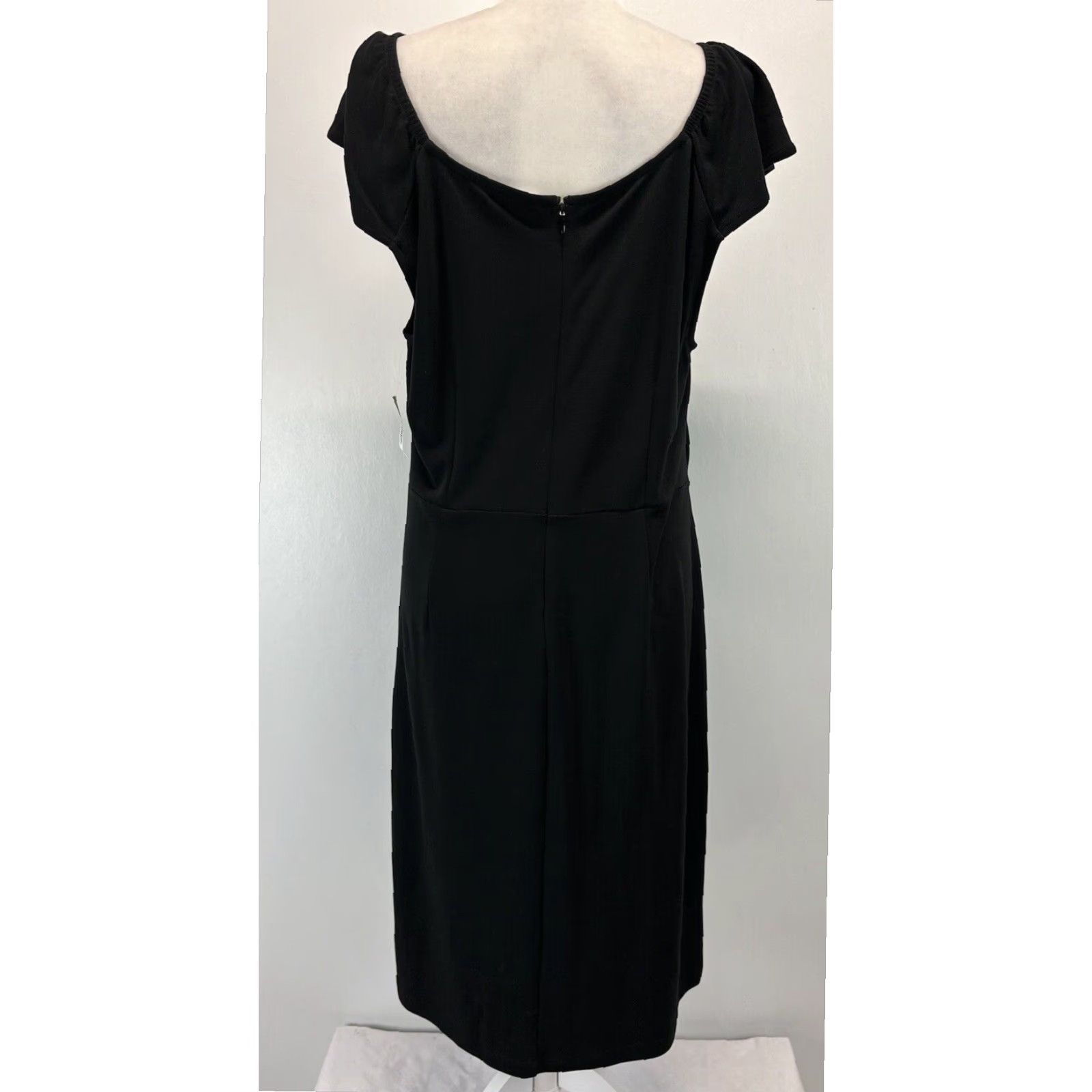Old Navy Old Navy Black Dress, Extra Large, XL, Capsule, Knee Length, Cap Sleeve Size XL / US 12-14 / IT 48-50 - 3 Thumbnail