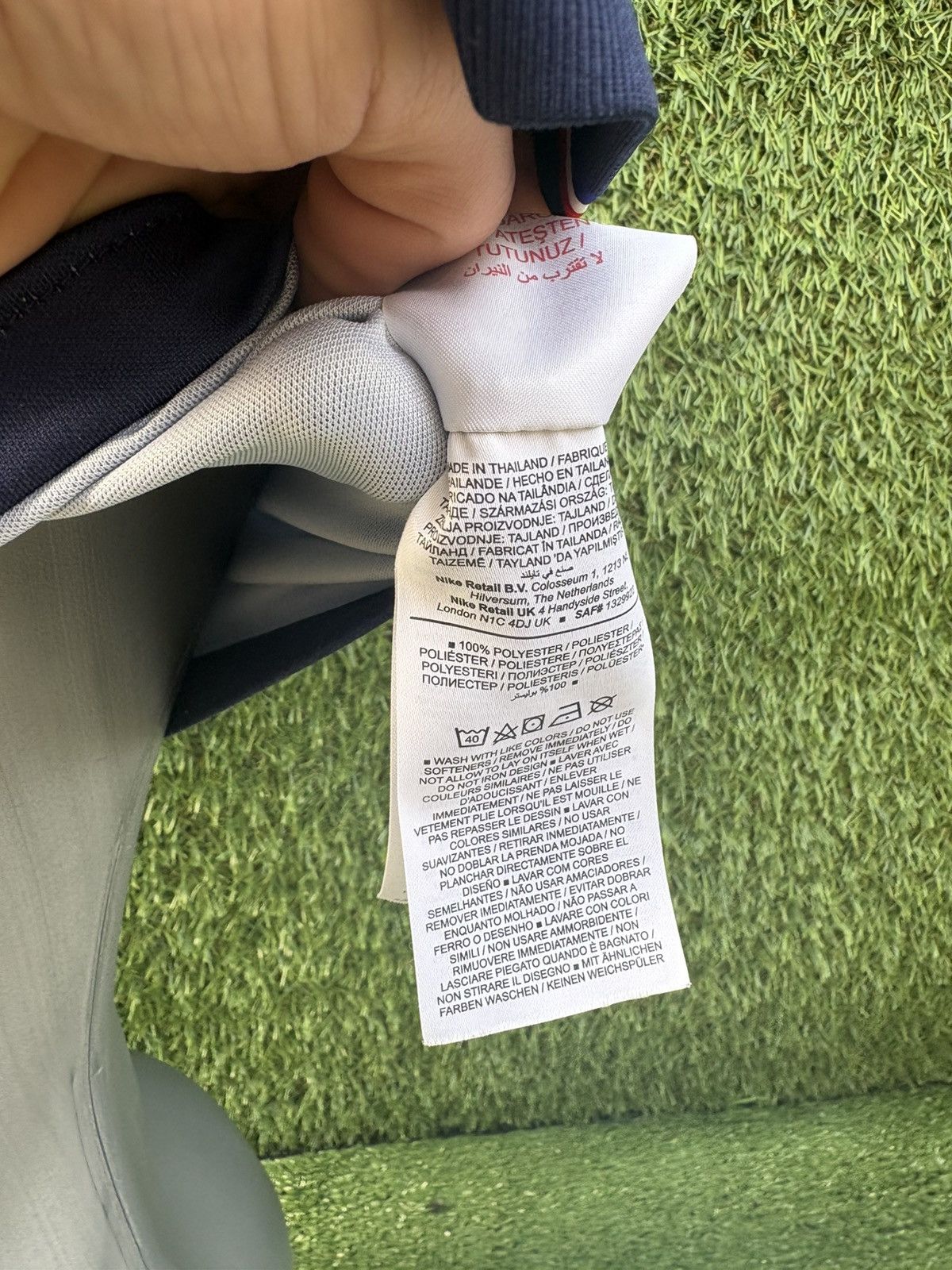 Nike Jersey mbappe psg Size US XS / EU 42 / 0 - 11 Thumbnail