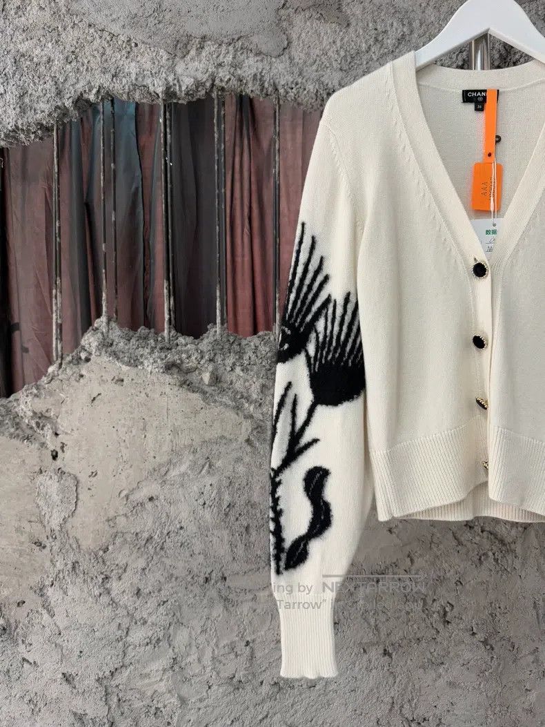 Chanel Chanel Winged cardigan coat Size XS / US 0-2 / IT 36-38 - 3 Thumbnail