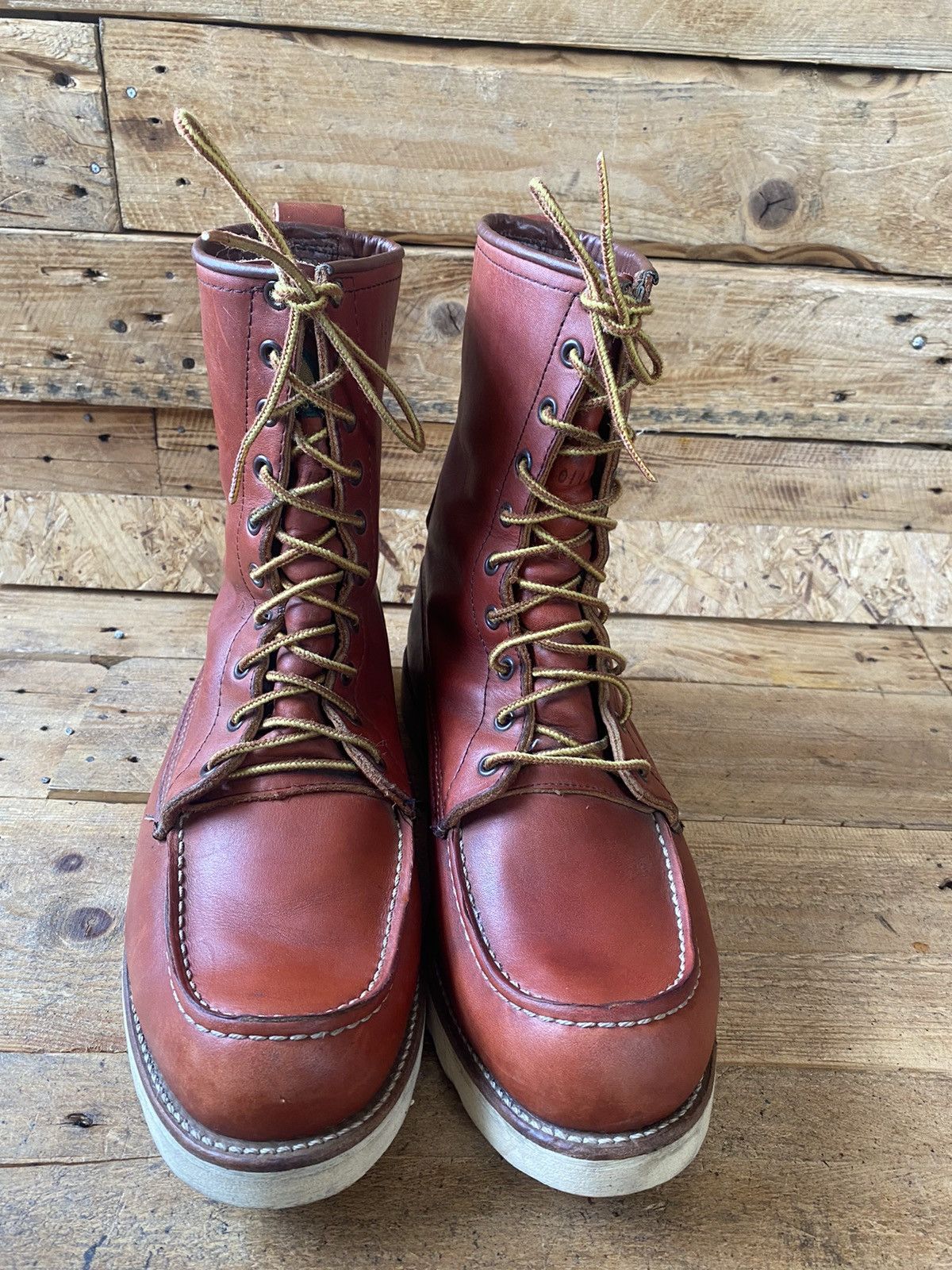 Red Wing Redwing X Irish setter 8inch moc-toe brown leather shoe 9EE Size US 9 / EU 42 - 1 Thumbnail