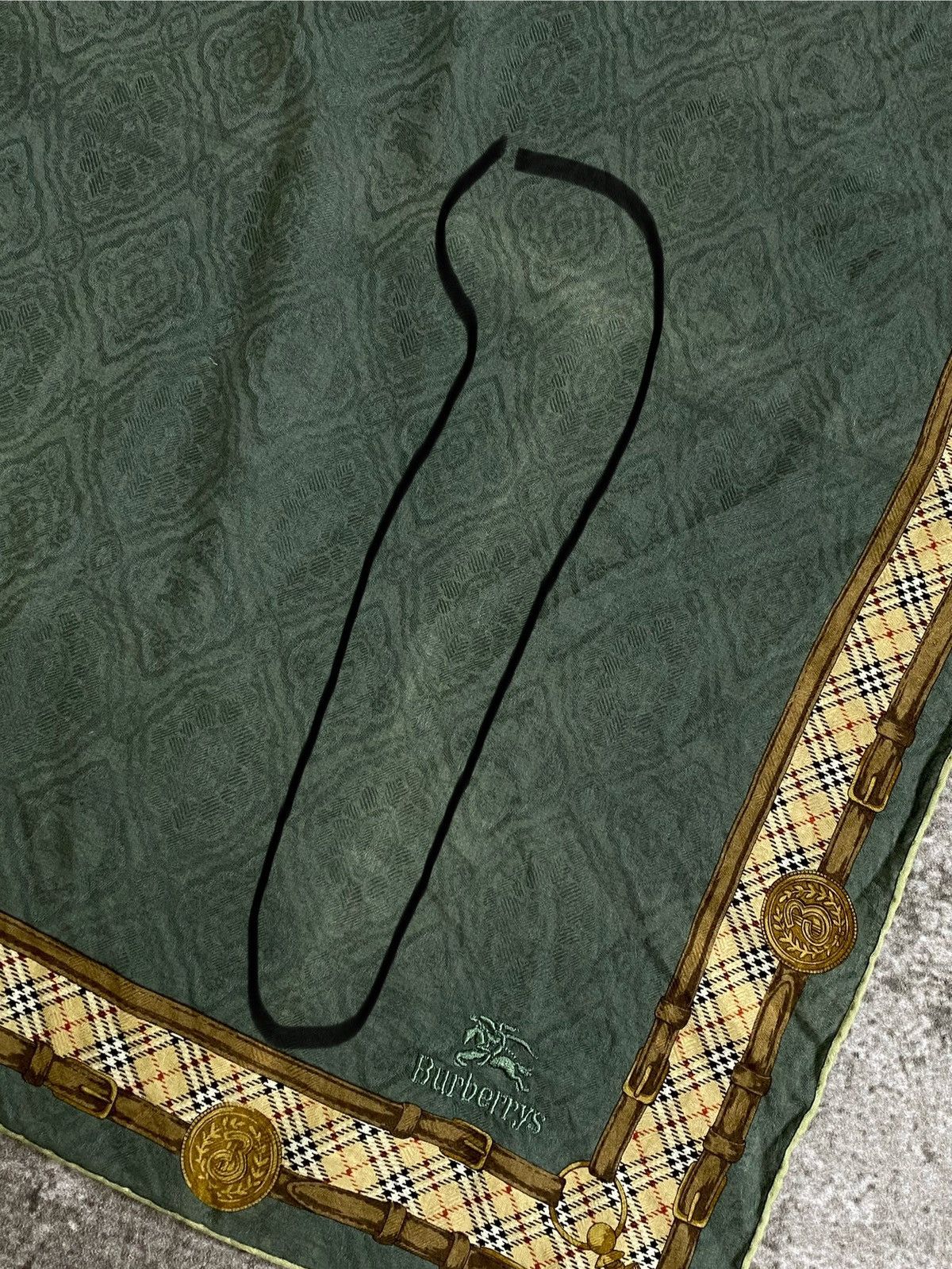 Burberry Burberrys Handkerchief / Bandana / Neckerchief Size ONE SIZE - 8 Thumbnail