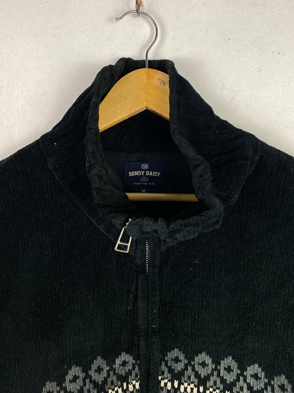 Japanese Brand sonsy daisy knitted navajo design jacket Size US M / EU 48-50 / 2 - 9 Thumbnail