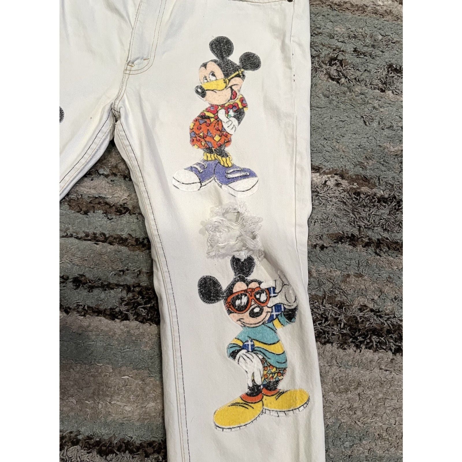 Levi's VINTAGE Levi's Disney Mickey Mouse White Distressed Jeans 8 Orange Tag So Cute VTG Jeans Size 30" / US 8 / IT 44 - 5 Thumbnail
