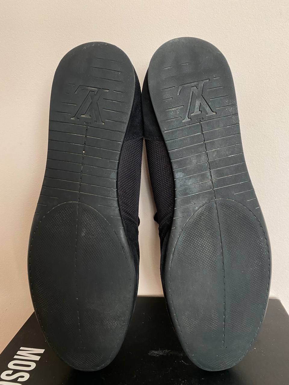 Louis Vuitton Louis Vuitton Big Logo Suede Black Stardust Trainer Sneakers Size US 8.5 / EU 41-42 - 10 Thumbnail