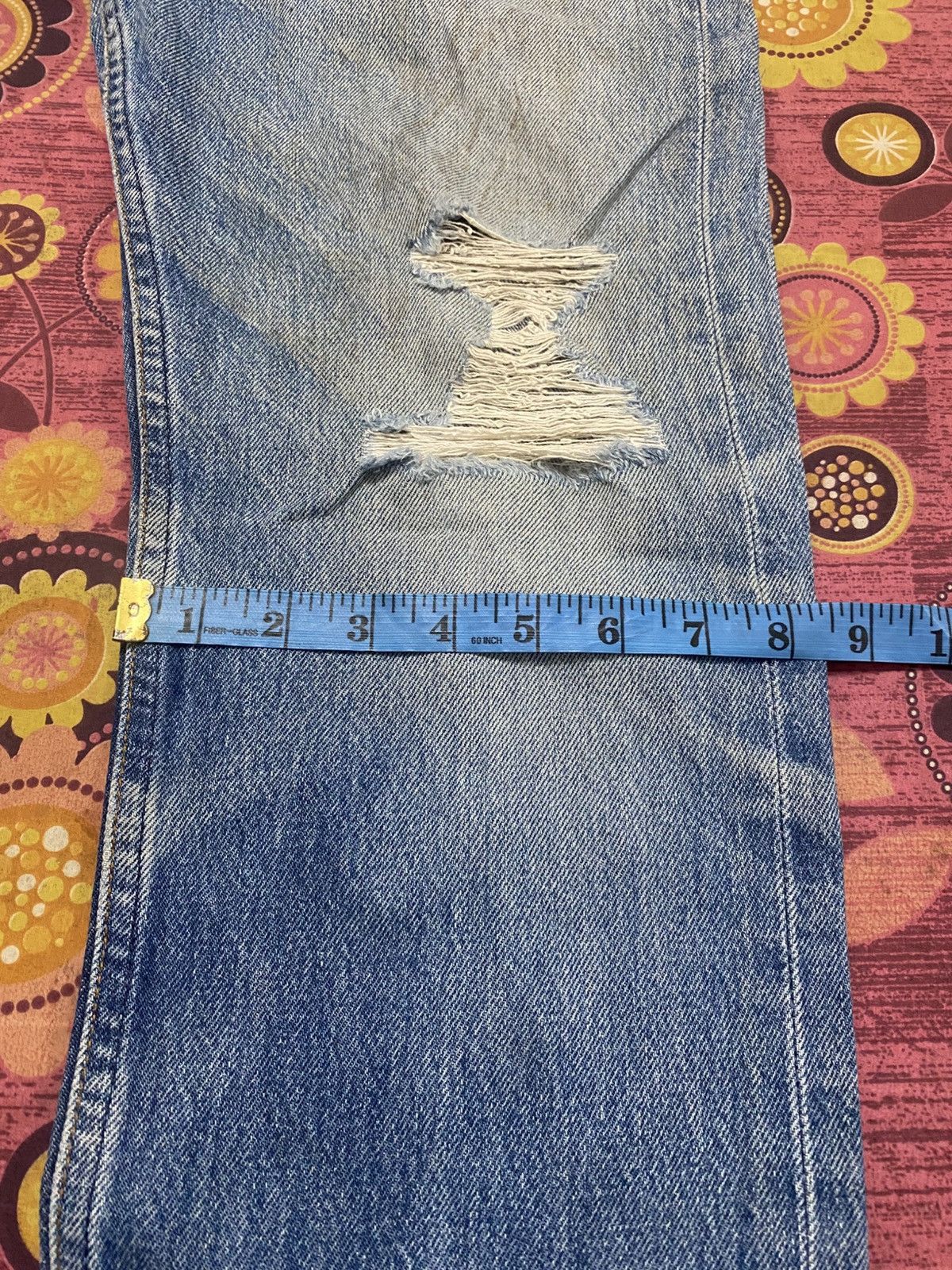 Levi's Vintage Clothing Vintage Levi’s Distressed Jeans – Button Fly, Faded Blue Size US 30 / EU 46 - 14 Thumbnail