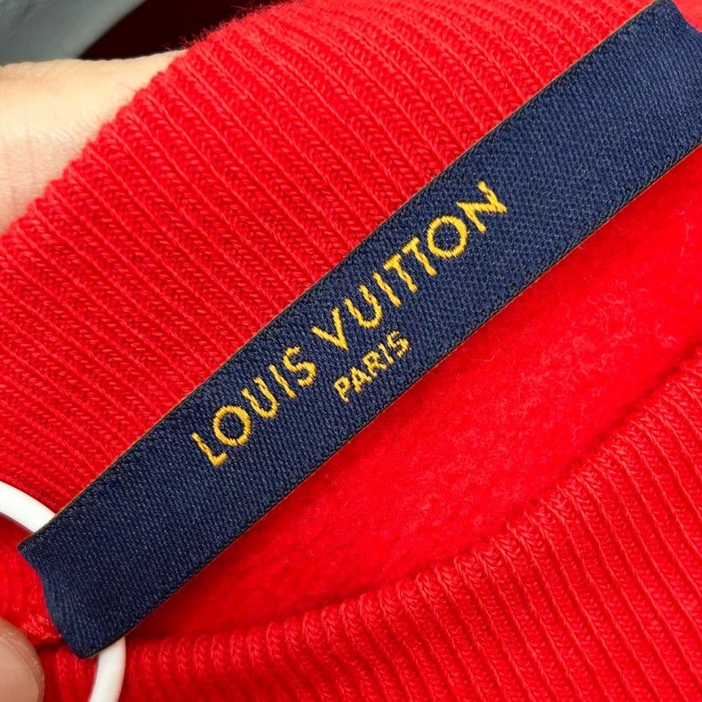 Louis Vuitton Louis Vuitton Big Red Clock Slogan Hoodie Size US S / EU 44-46 / 1 - 5 Thumbnail