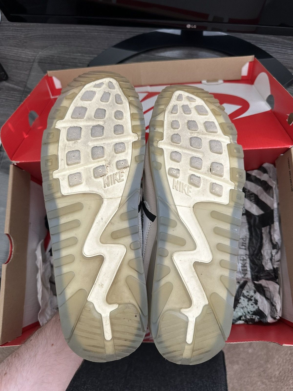 Other White Nike Air Max 90 (The 10) Size US 11.5 / EU 44-45 - 6 Thumbnail