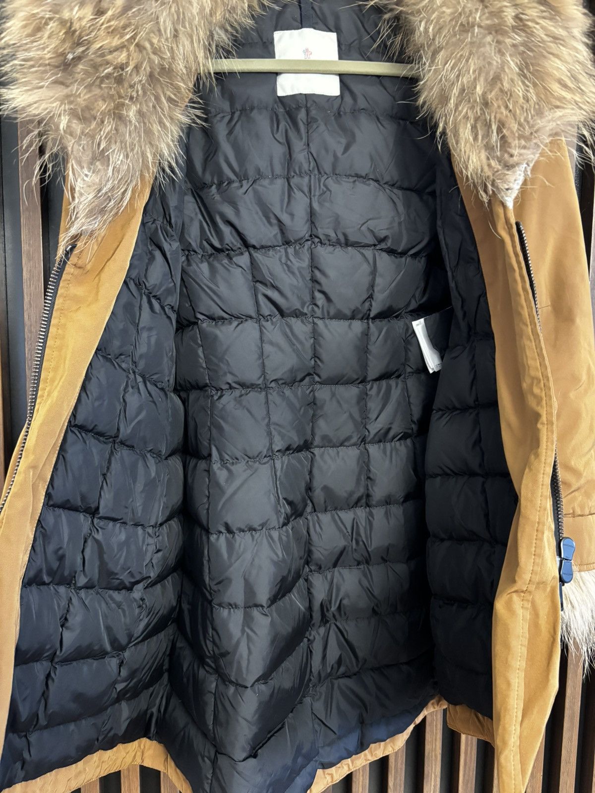 Moncler Moncler Chireis Fur-Trimmed Coat Jacket Womans Size 2 Size S / US 4 / IT 40 - 14 Thumbnail