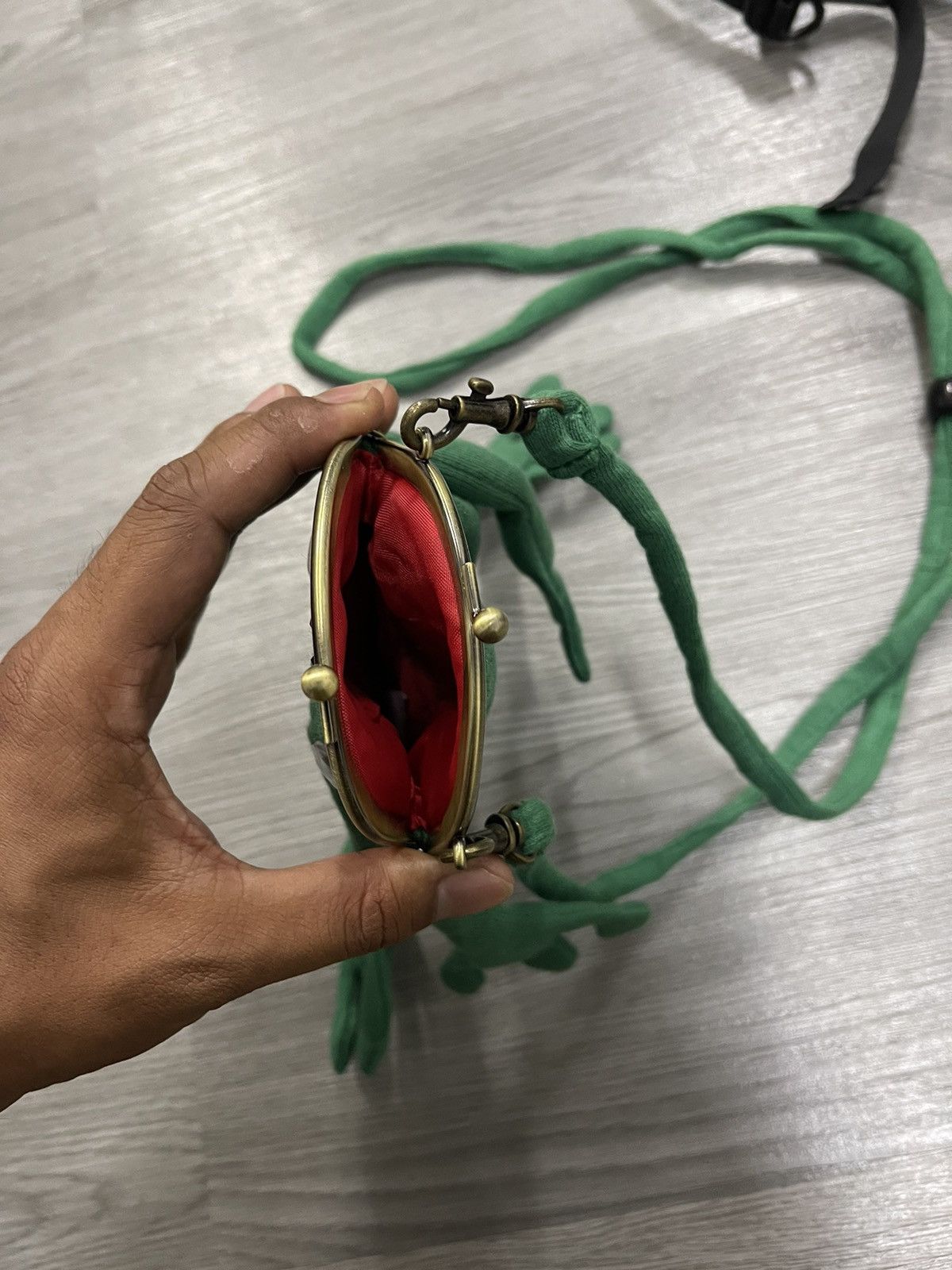 Japanese Brand Unisex⭐️Fluke Frog Fanny mini small crossbody bag Size ONE SIZE - 4 Thumbnail