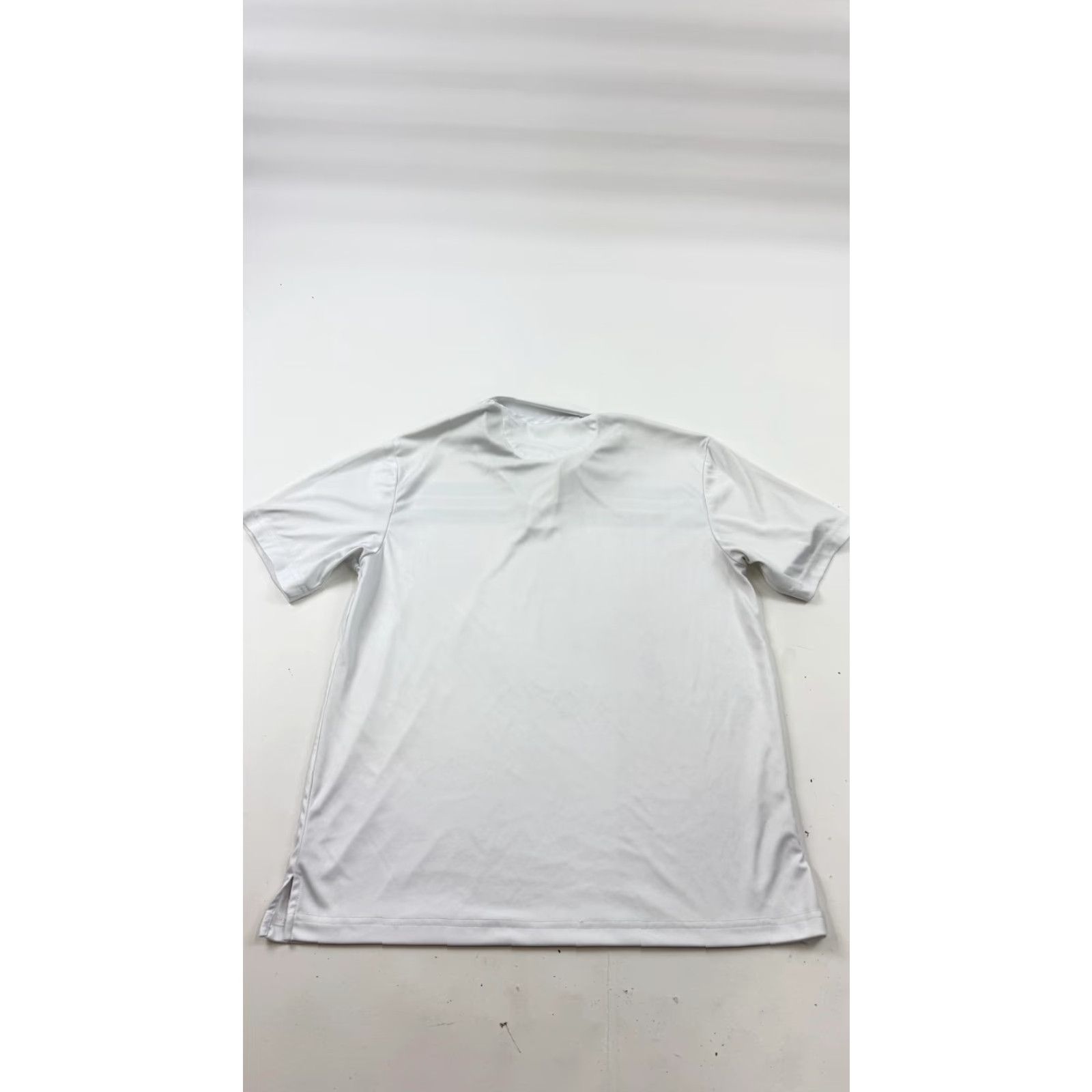 Vintage Jack Nicklaus Polo Shirt Mens M White Striped Short Sleeve Golf Performance Size US M / EU 48-50 / 2 - 6 Thumbnail
