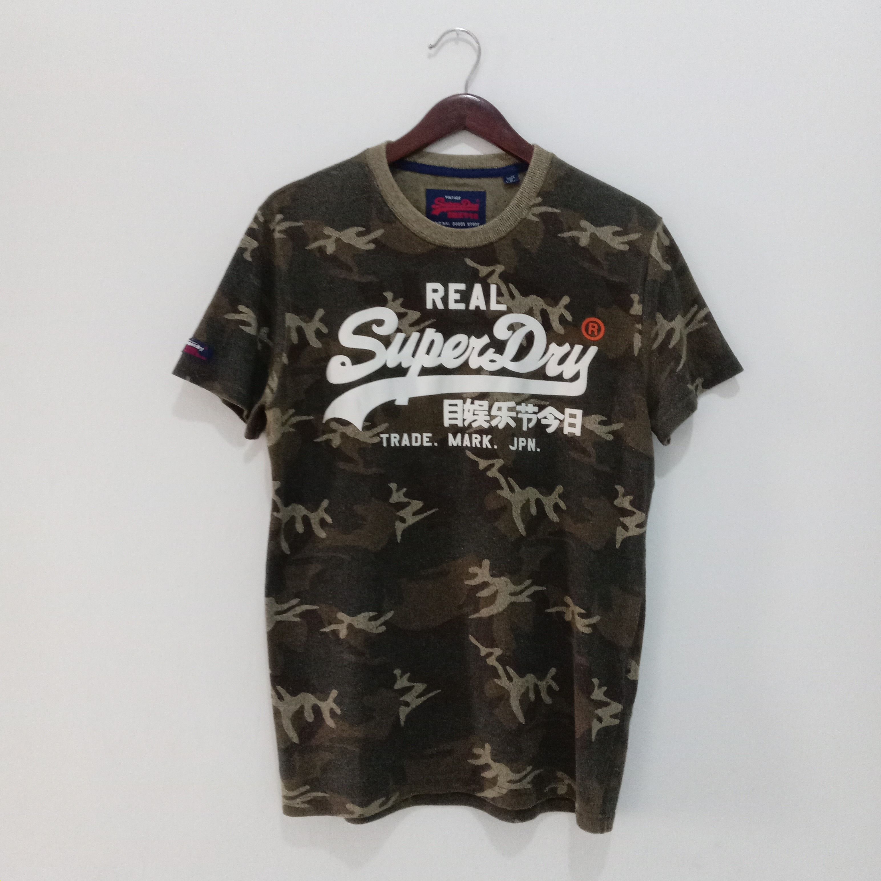 Japanese Brand × Superdry Superdry camo logo design Size US M / EU 48-50 / 2 - 1 Thumbnail