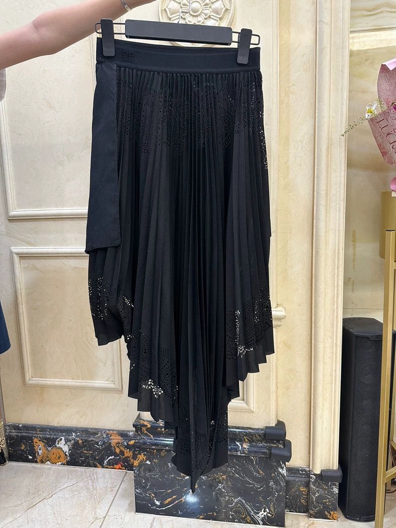 Givenchy Givenchy Asymmetric skirt Size S / US 4 / IT 40 - 1 Thumbnail