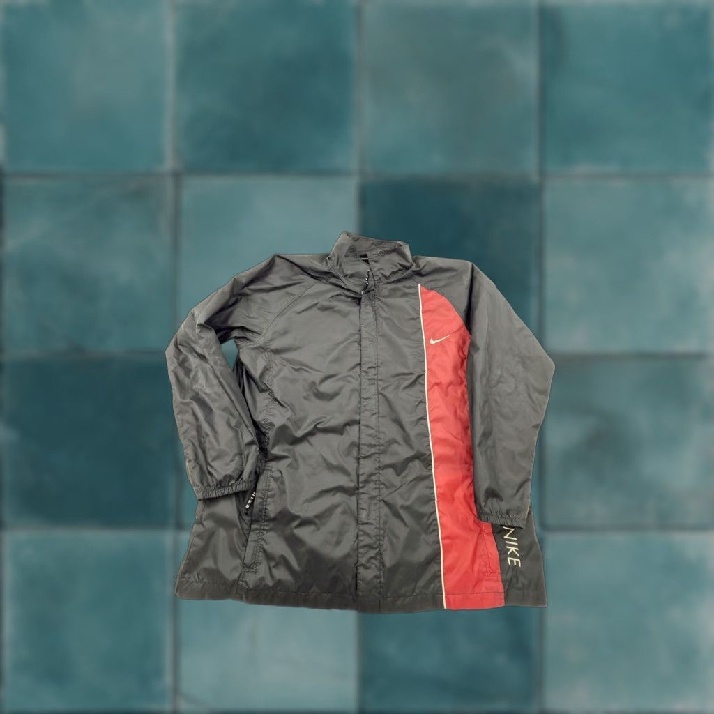 Nike VINTAGE Nike Jacket Mens XL Windbreaker Full Zip Embroidered Swoosh 90s Size US XL / EU 56 / 4 - 1 Thumbnail