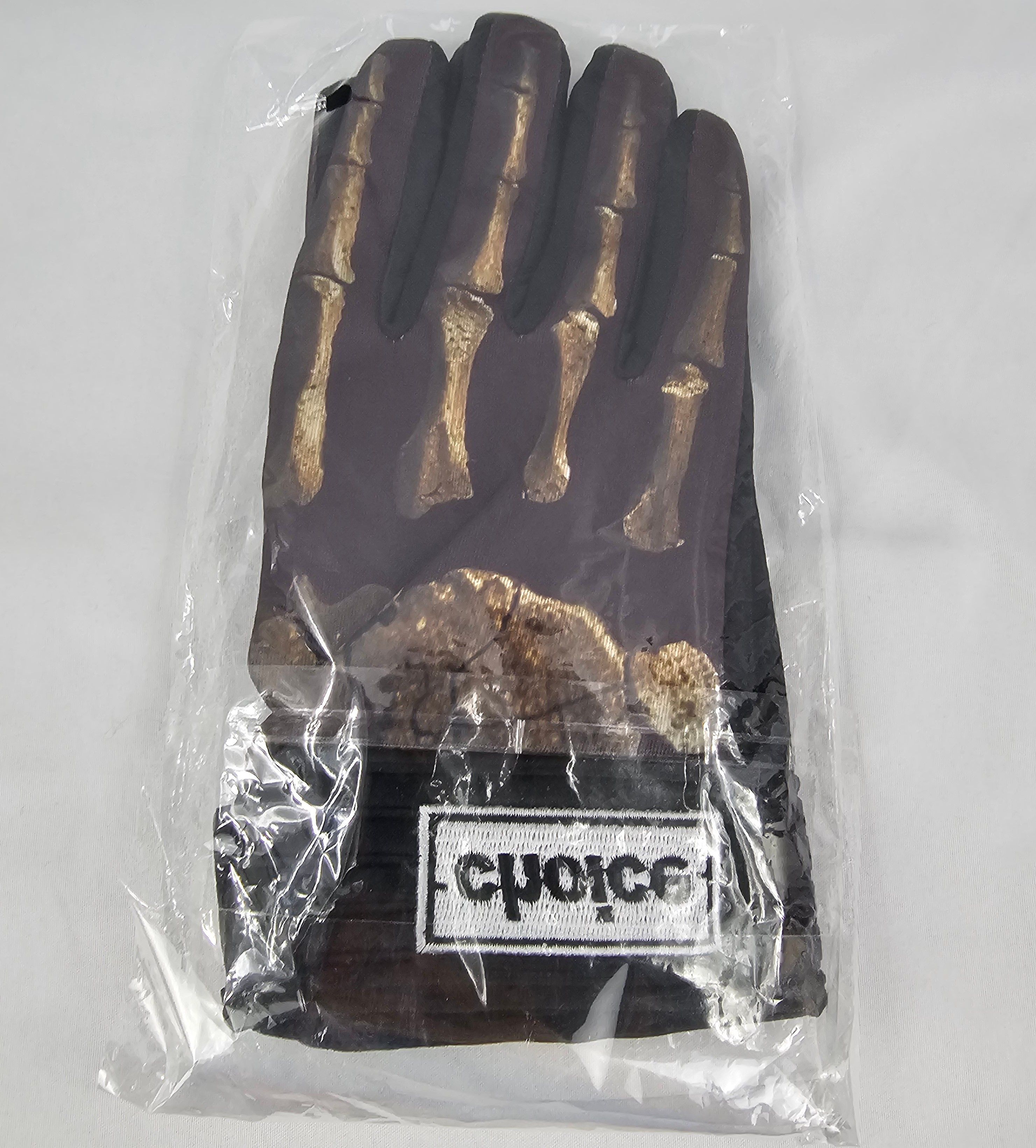 T-Rexx gloves : r/travisscott