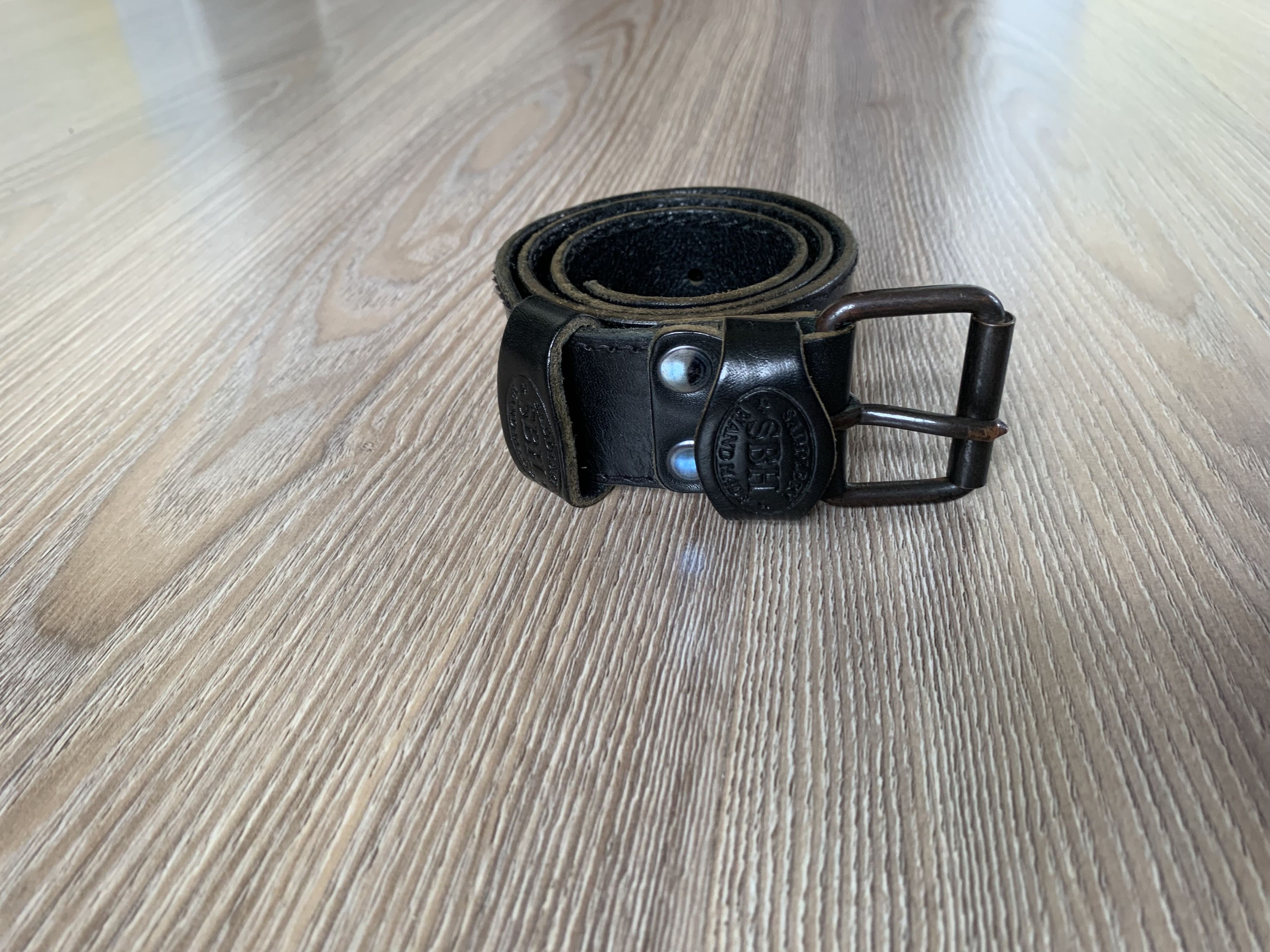 Handmade × Vintage Saddlery SBH Hand Made Unisex Black Leather Belt Size ONE SIZE - 2 Thumbnail