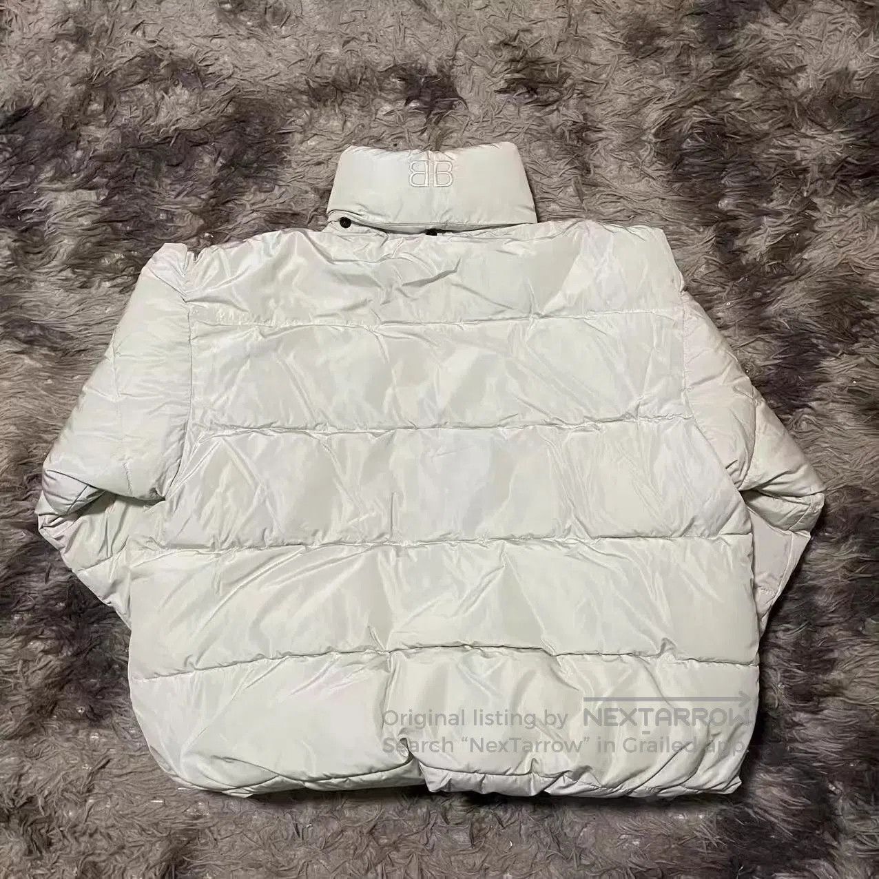 Balenciaga White Puffer Jacket - Size S. Size US S / EU 44-46 / 1 - 2 Thumbnail