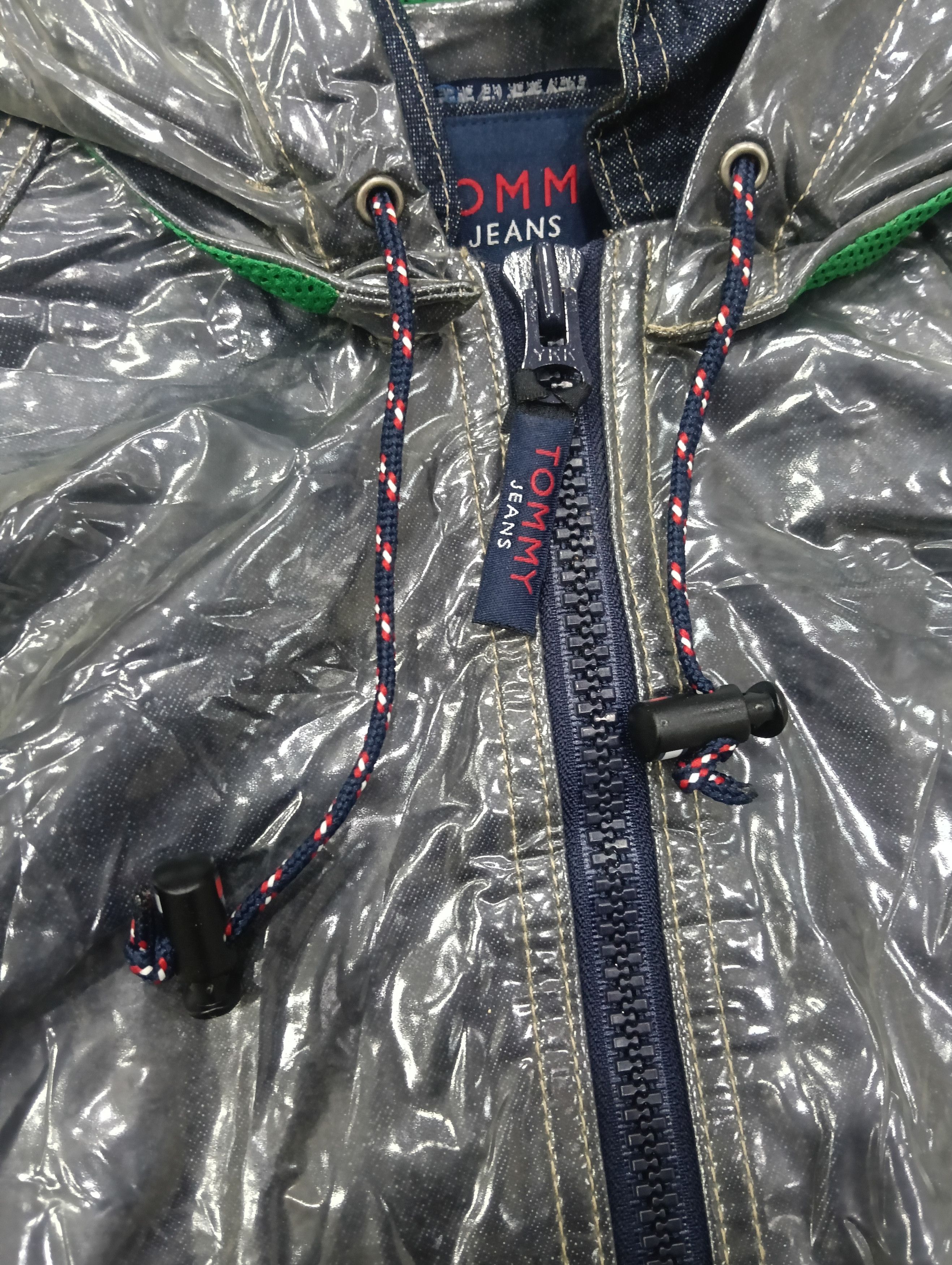 Tommy Hilfiger Vintage Tommy Hilfiger Denim In Plastic Size US L / EU 52-54 / 3 - 9 Thumbnail