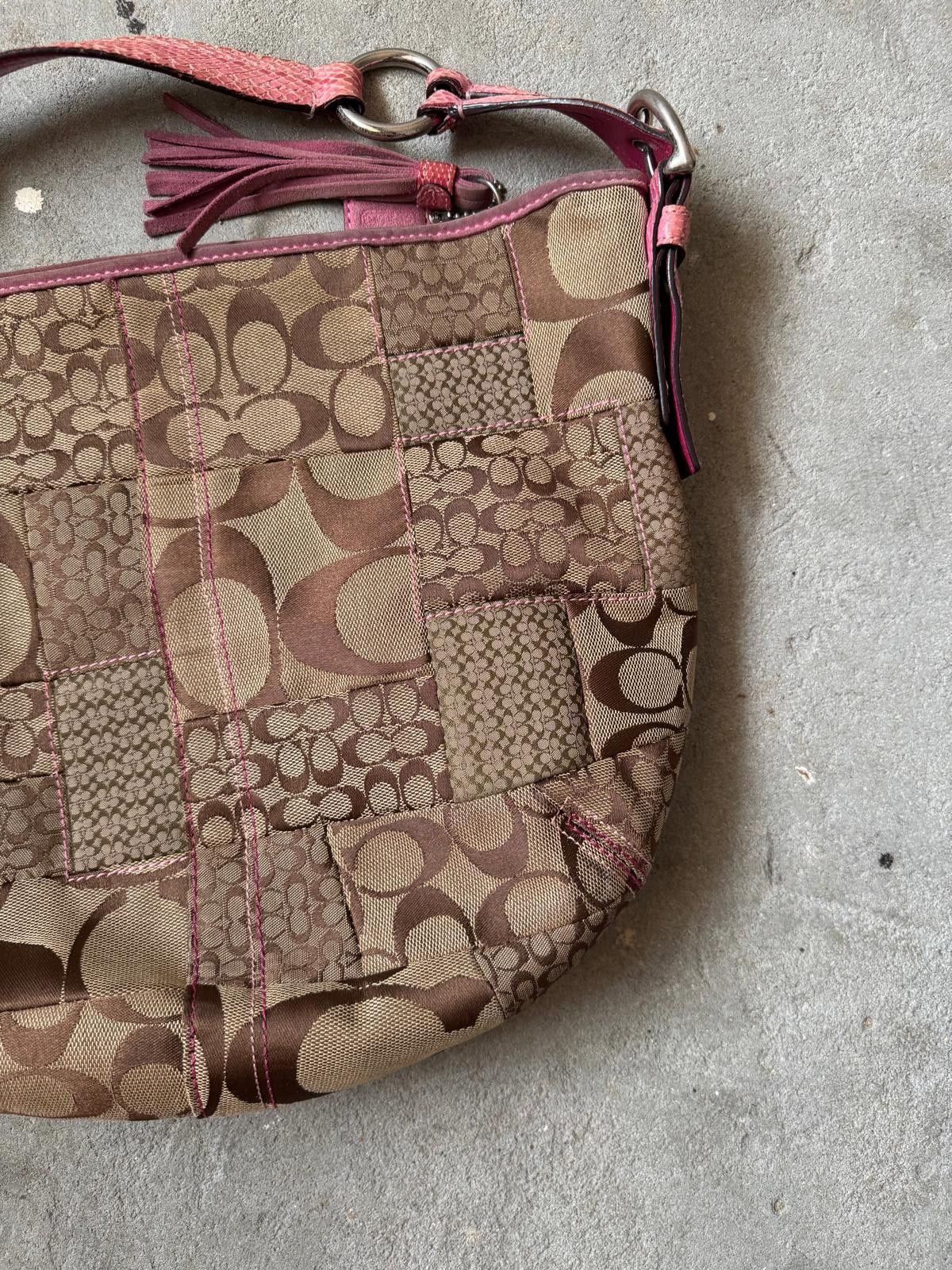Coach Coach Signature PatchWork Snakeskin Bag Beige/Pink Size ONE SIZE - 7 Thumbnail