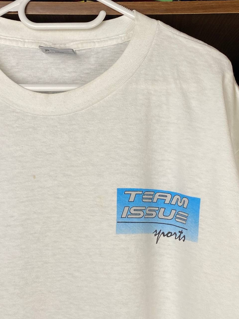 Vintage Vintage Team Issue 1992 "Hasta La Vista" 90s Graphic Tee Size US XL / EU 56 / 4 - 9 Thumbnail