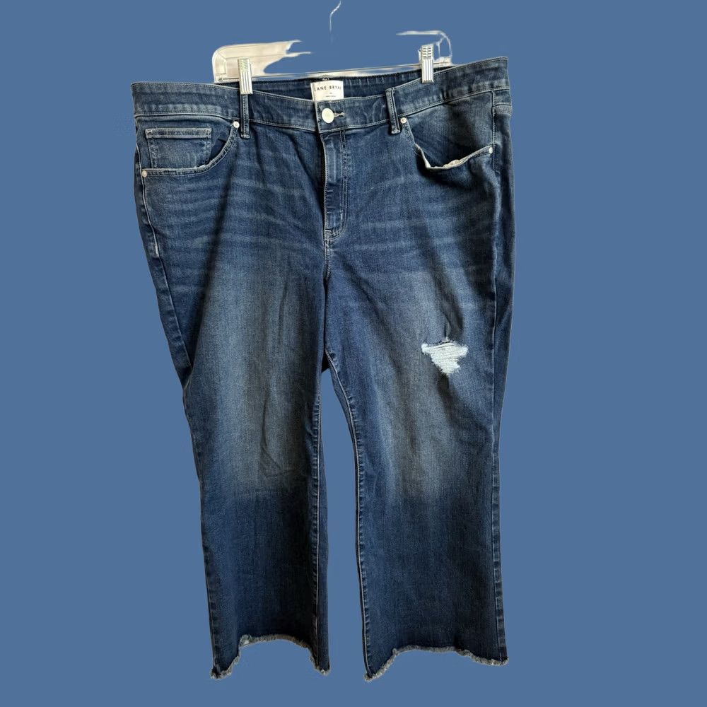 Vintage VINTAGE? No. (Ignore) Lane Bryant Jeans Women’s 26 Dark Wash Blue Denim Mid Rise Cropped Flare Jean Legging? Size 26" / US 2 / IT 38 - 1 Thumbnail
