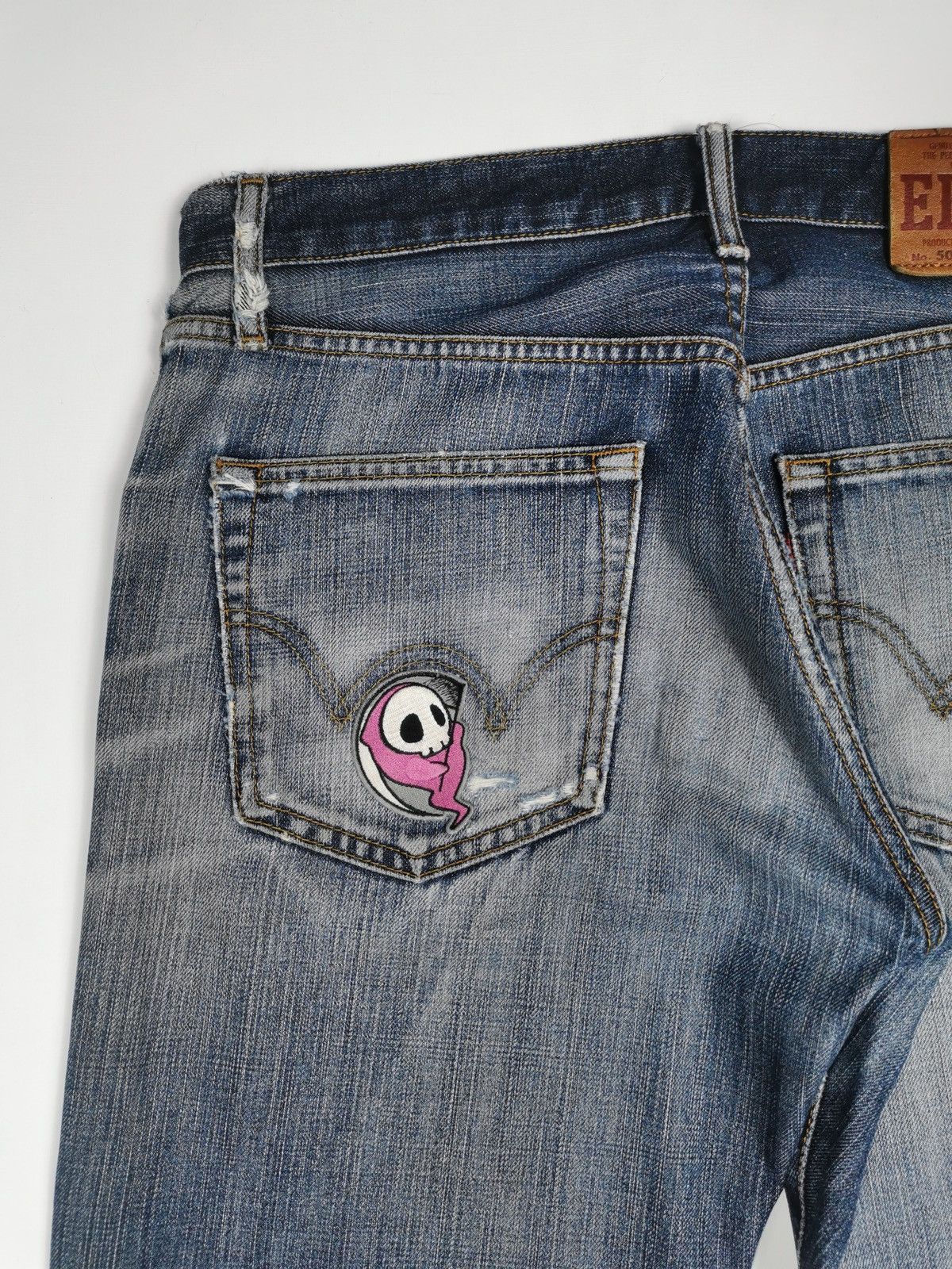 Edwin Skull patches Edwin 503 Distressed Jeans Size US 31 - 10 Thumbnail