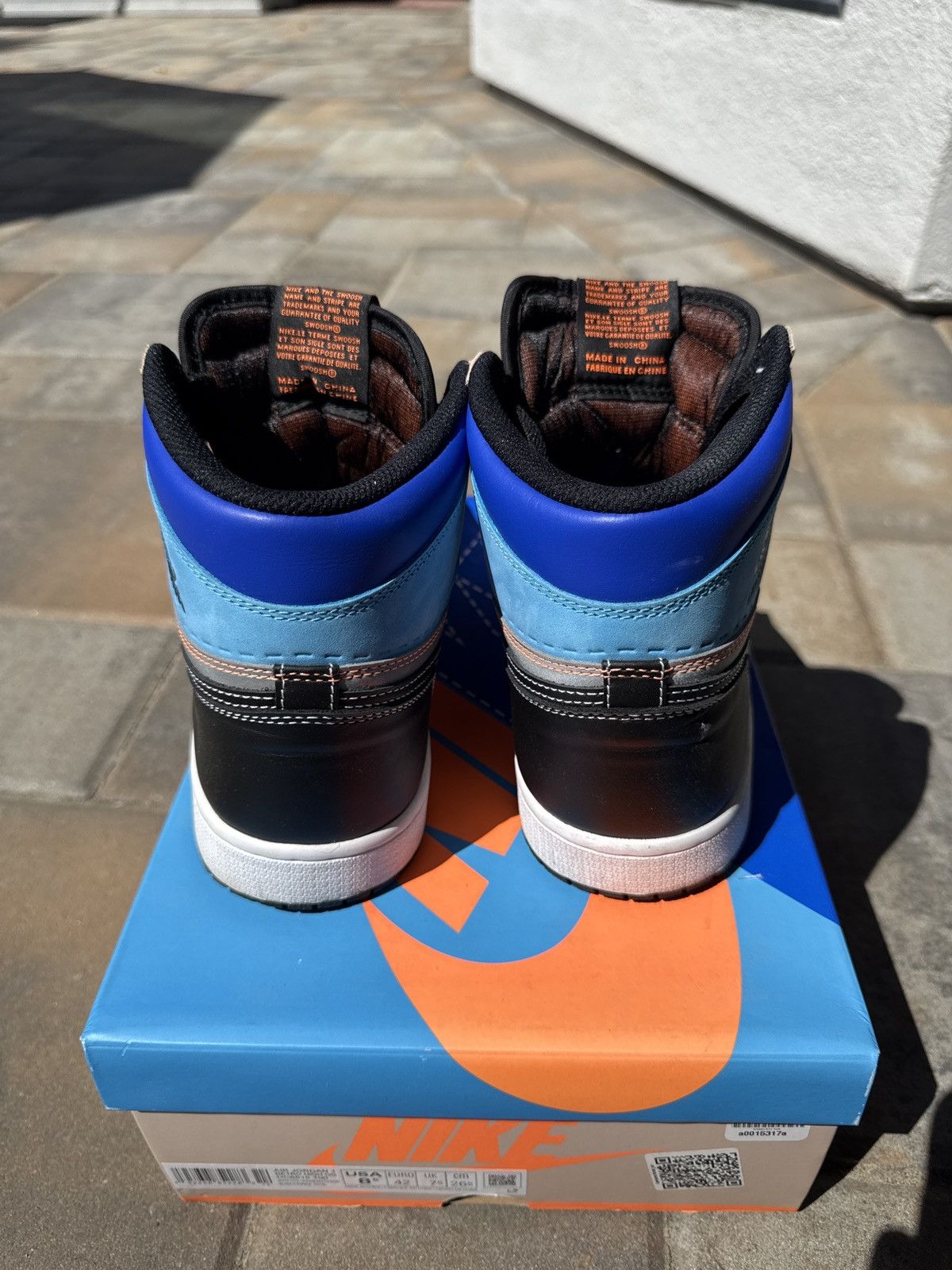 Nike Nike Air Jordan 1 Retro High OG Prototype Size US 8.5 / EU 41-42 - 9 Thumbnail