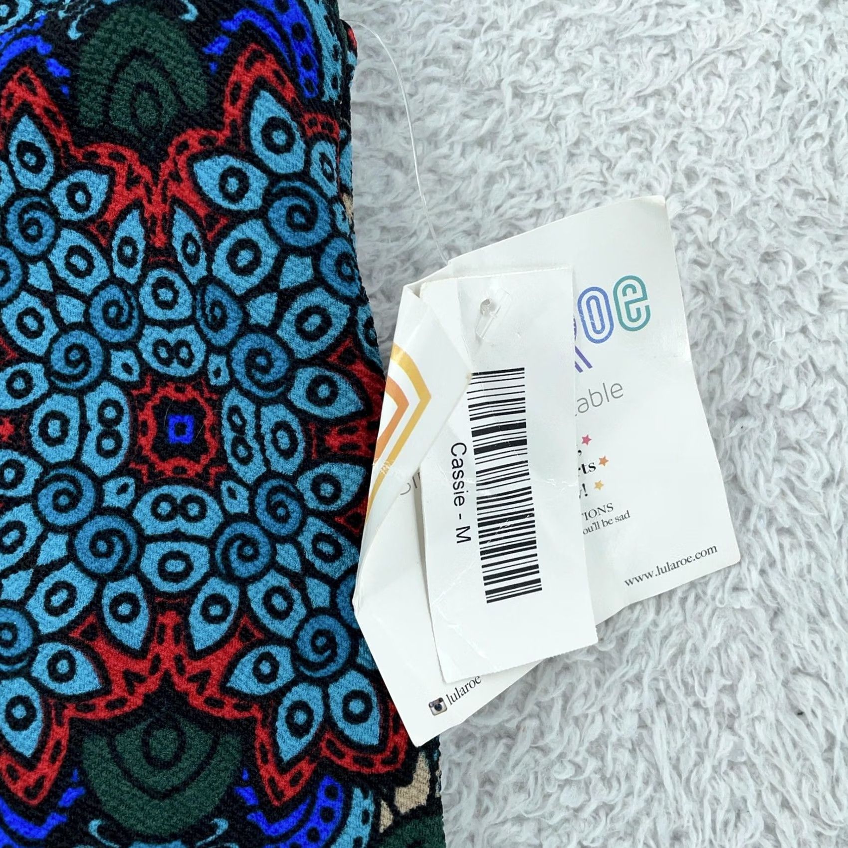 Vintage LuLaRoe Cassie Skirt Womens M Blue Red Multi Print Knit Pencil Elastic Waist Stretch USA Geometric Knee Length Vintage? Size 32" / US 10 / IT 46 - 8 Thumbnail