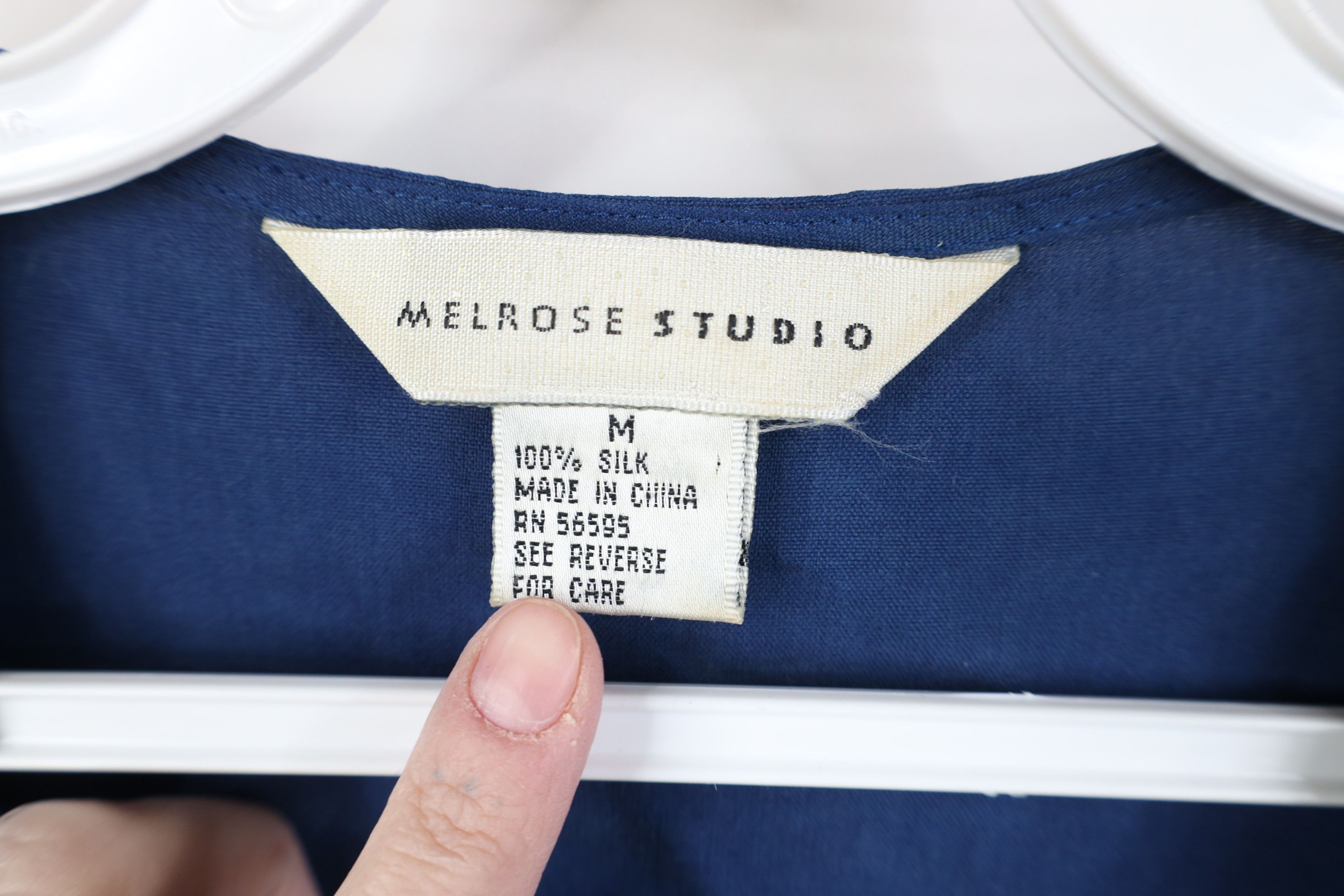 Vintage Vintage 90s Streetwear Oversized Silk Button Shirt Blue Size M / US 6-8 / IT 42-44 - 7 Thumbnail