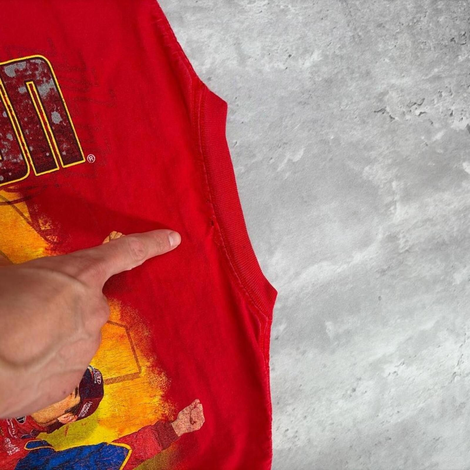 NASCAR Vintage Red Jeff Gordon 24 DuPont NASCAR Racing T Shirt Size US L / EU 52-54 / 3 - 8 Thumbnail