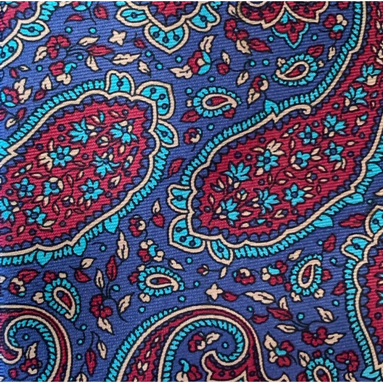 Yves Saint Laurent Vintage Yves Saint Laurent Silk Paisley Tie Blue Red Teal Size ONE SIZE - 5 Thumbnail