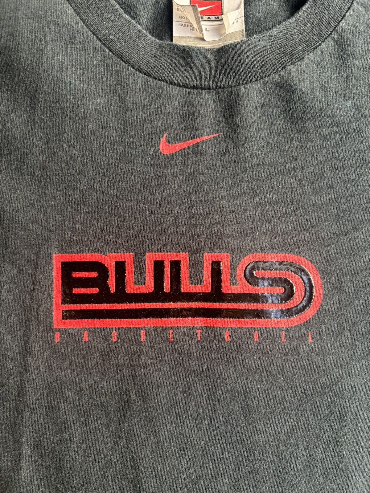 Nike Nike NBA Bulls Basketball Black T-Shirt US L Size US L / EU 52-54 / 3 - 3 Thumbnail