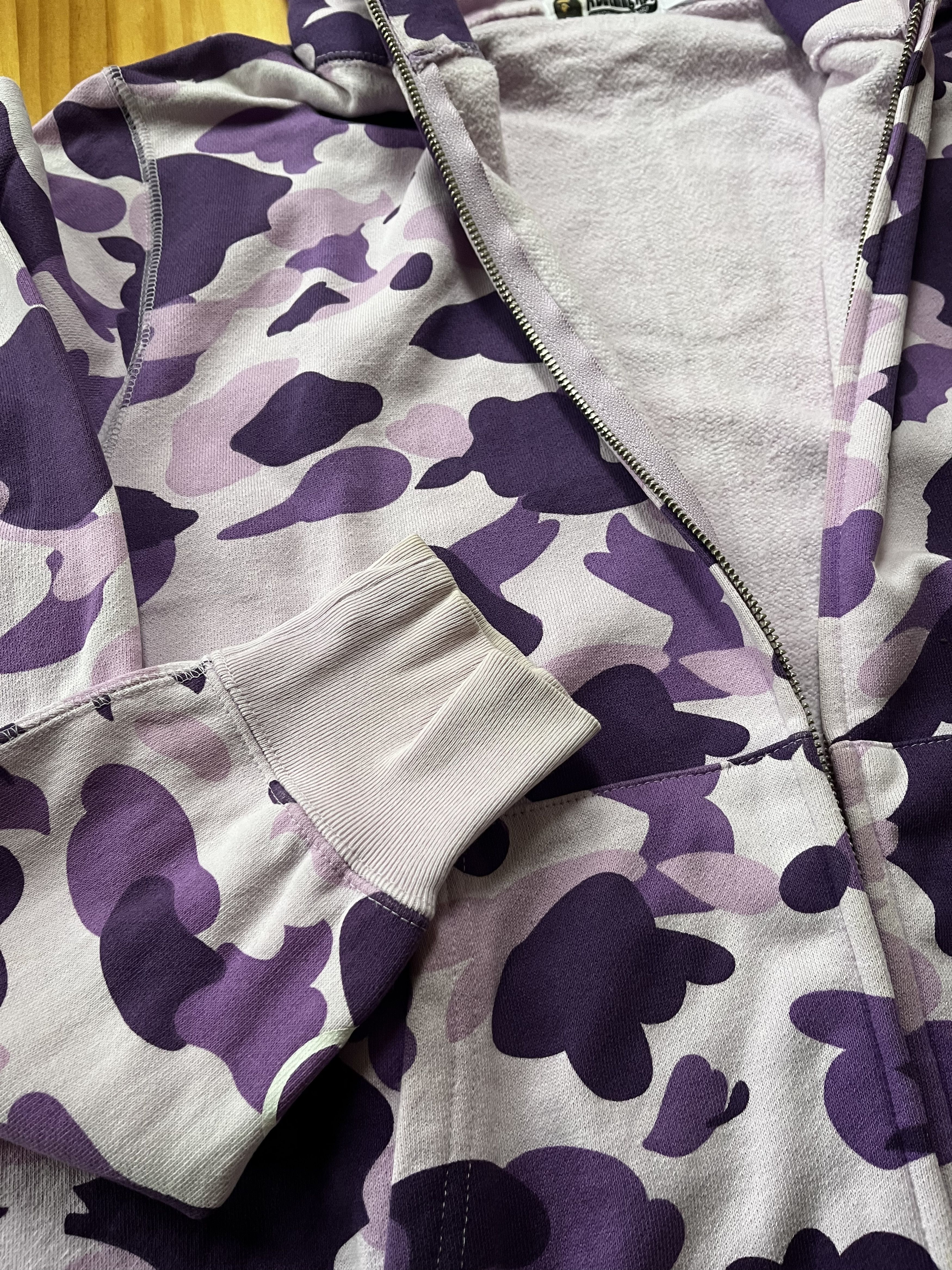 Bape BAPE TAIPEI 10TH ANNIVERSARY SHARK FULL ZIP HOODIE Size US L / EU 52-54 / 3 - 16 Thumbnail