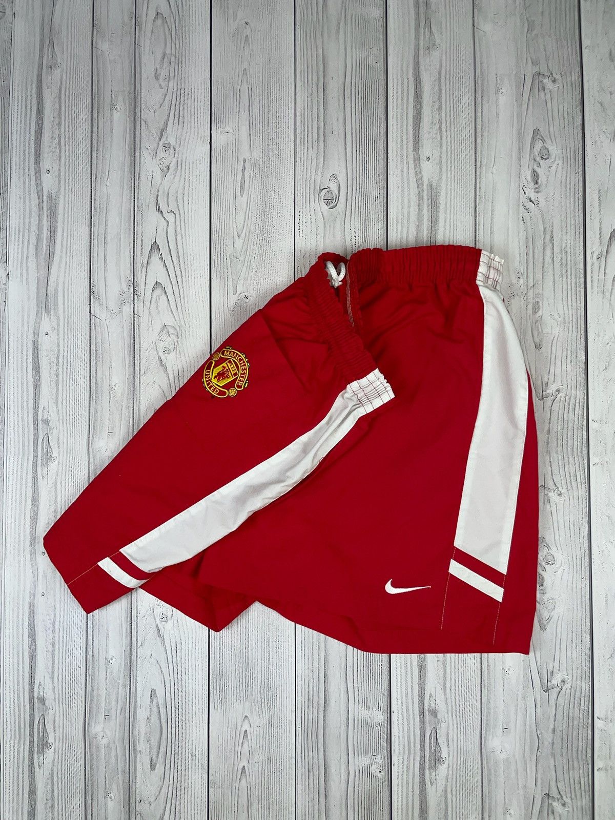 Nike Vintage nike Manchester United soccer shorts size XL Size US 36 / EU 52 - 1 Thumbnail