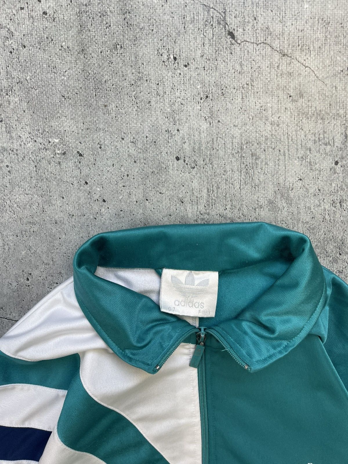 Adidas Adidas Vintage Track Suit Jacket 90s Embroidered Logo Size US XL / EU 56 / 4 - 5 Thumbnail