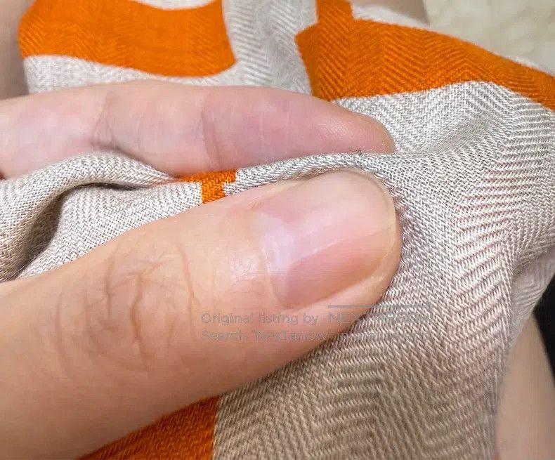 Hermes Hermes size 140*140 Shawl scarf, cashmere and silk fabric, Size ONE SIZE - 9 Thumbnail