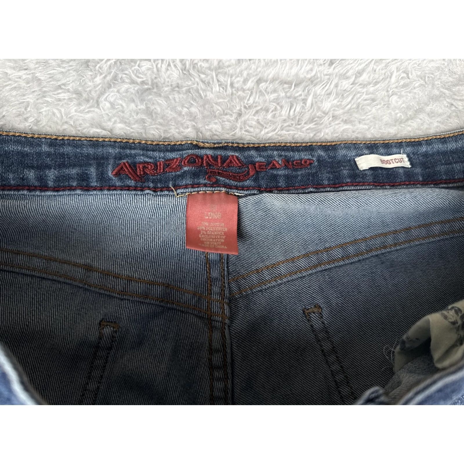 Vintage Arizona Jean Co Jeans Womens Bootcut Jeans 18 Blue Mid Rise Stretch Denim Medium Wash 5-Pocket Logo Zipper Button Girls Womens Size 40" / US 18 - 6 Thumbnail